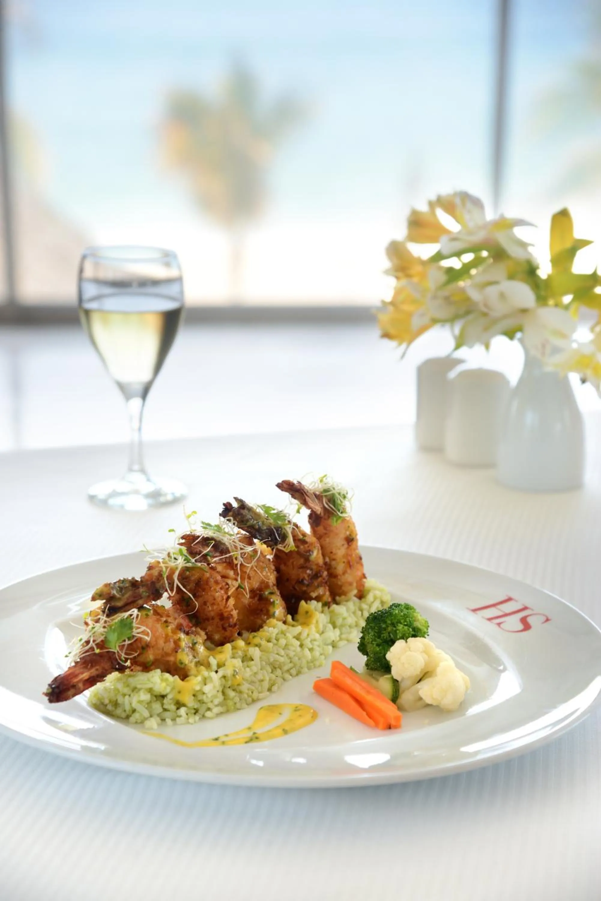 Food and drinks in HS HOTSSON Hotel Acapulco