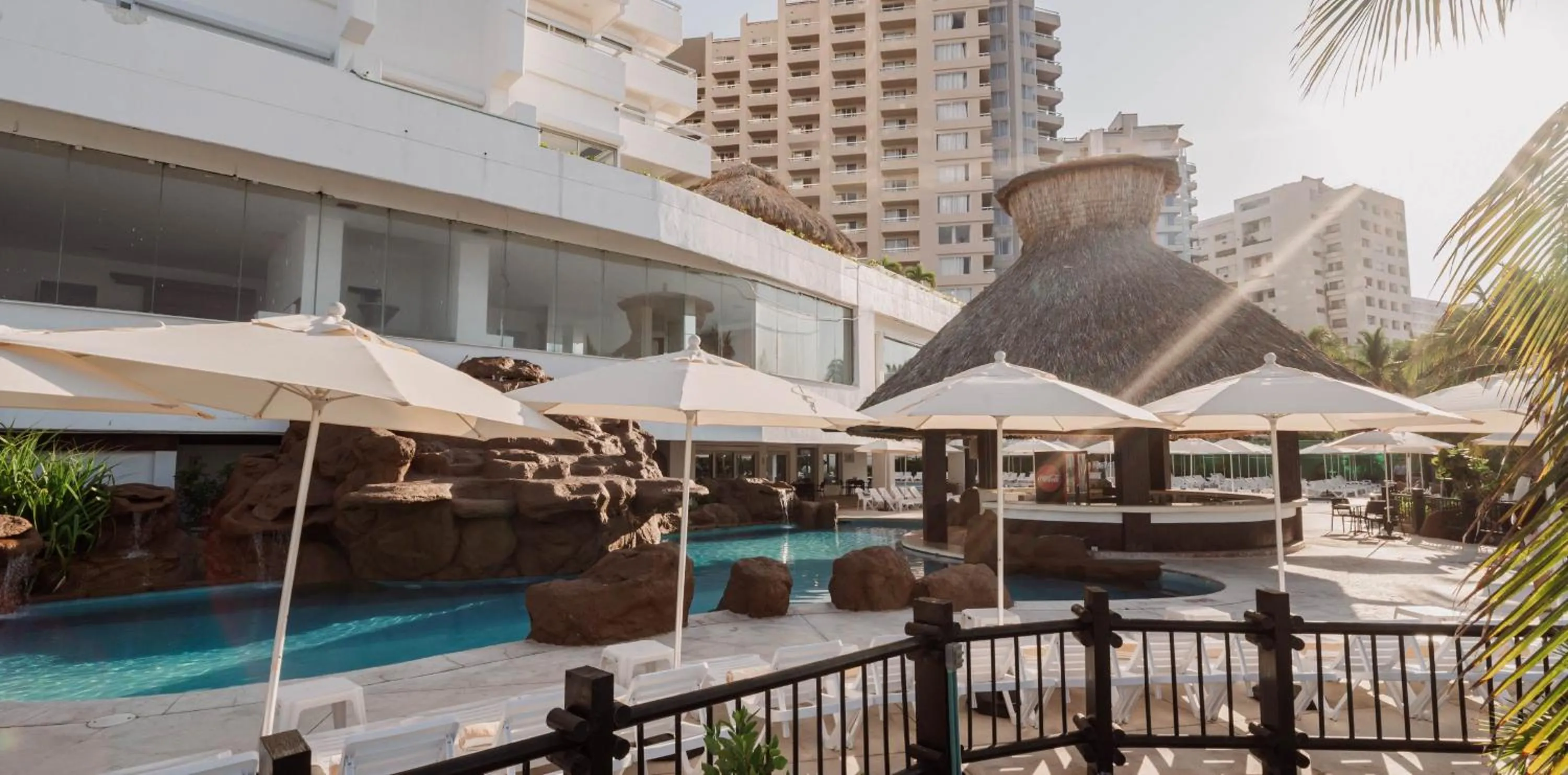 Shower in HS HOTSSON Hotel Acapulco