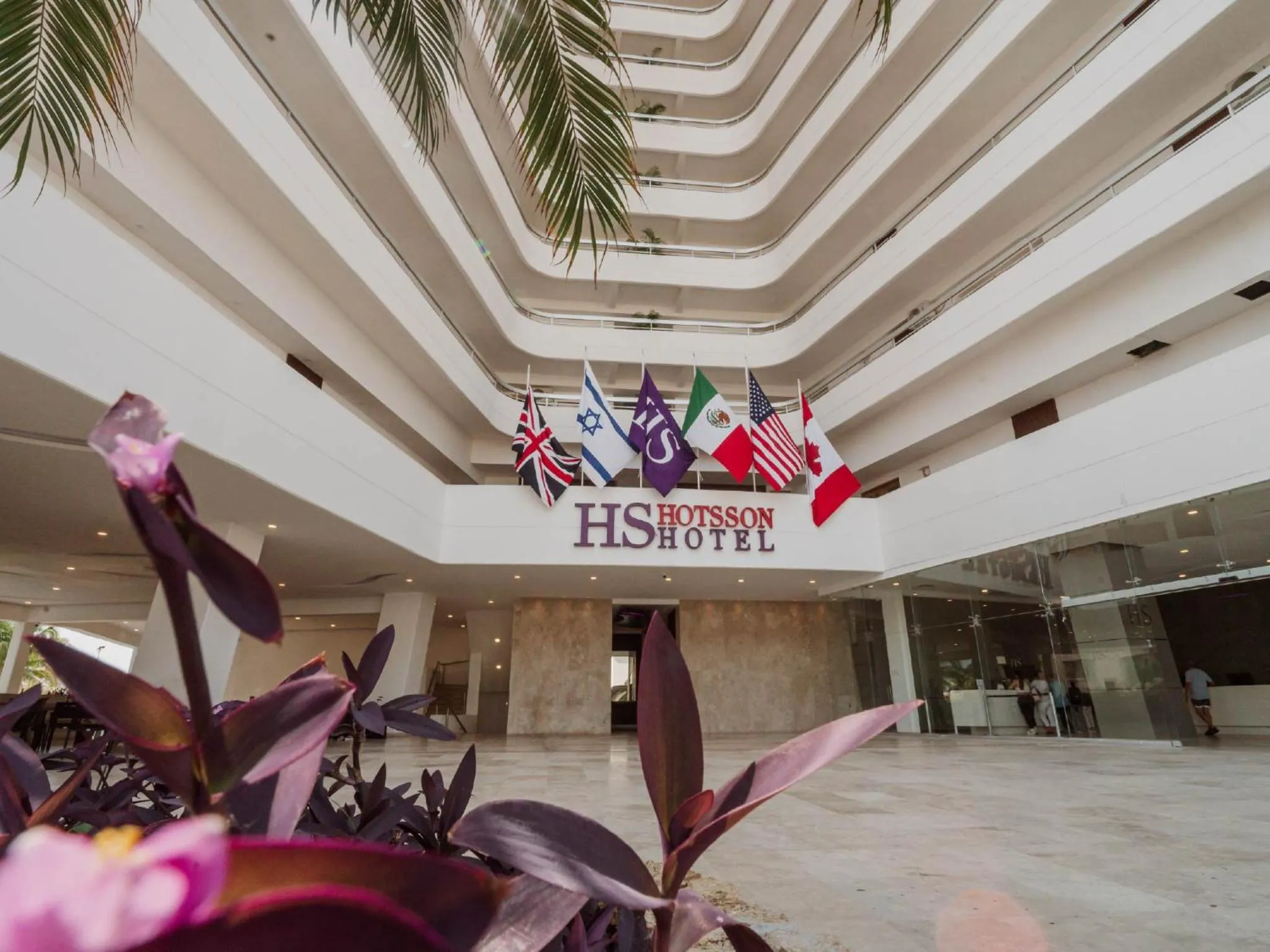Lobby or reception in HS HOTSSON Hotel Acapulco