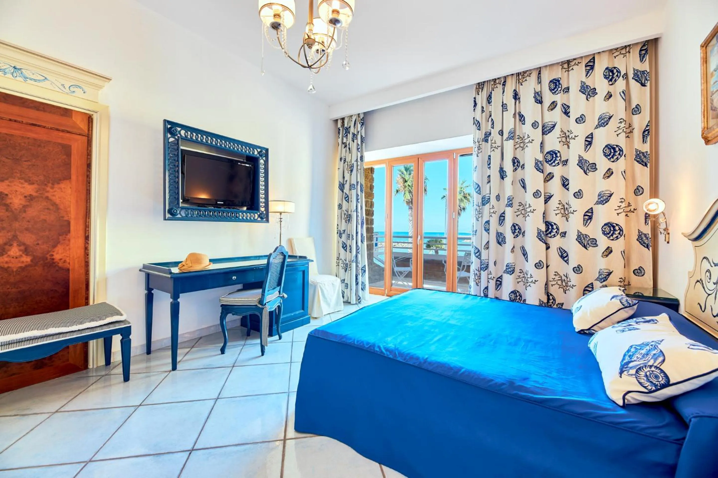 Bedroom, Bed in Hotel Villa Sirio