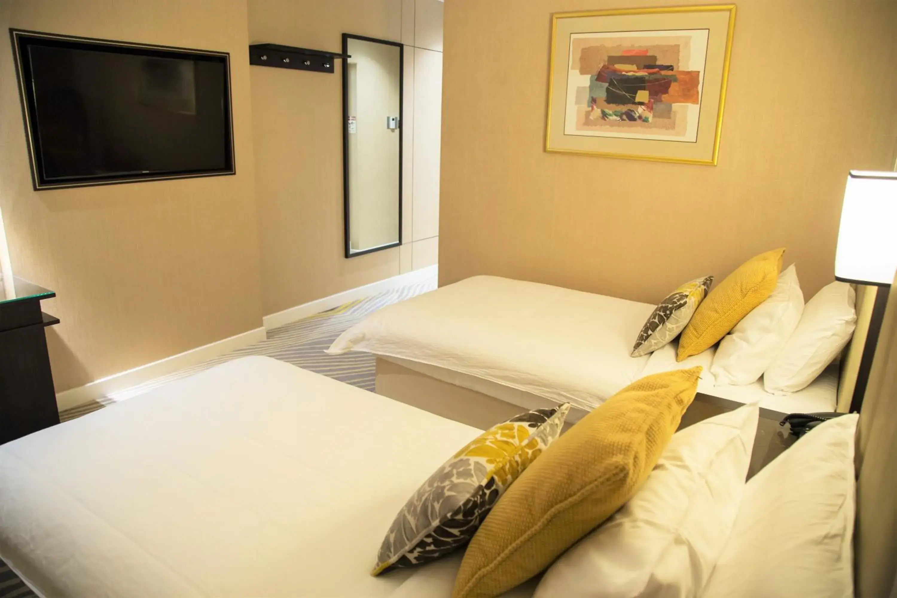 Double or Twin Room with Private Bathroom (12 Hours Usage) in Ambassador Transit Hotel - Terminal 2 Double or Twin Room with Private Bathroom (12 Hours Usage) in Ambassador Transit Hotel - Terminal 2
