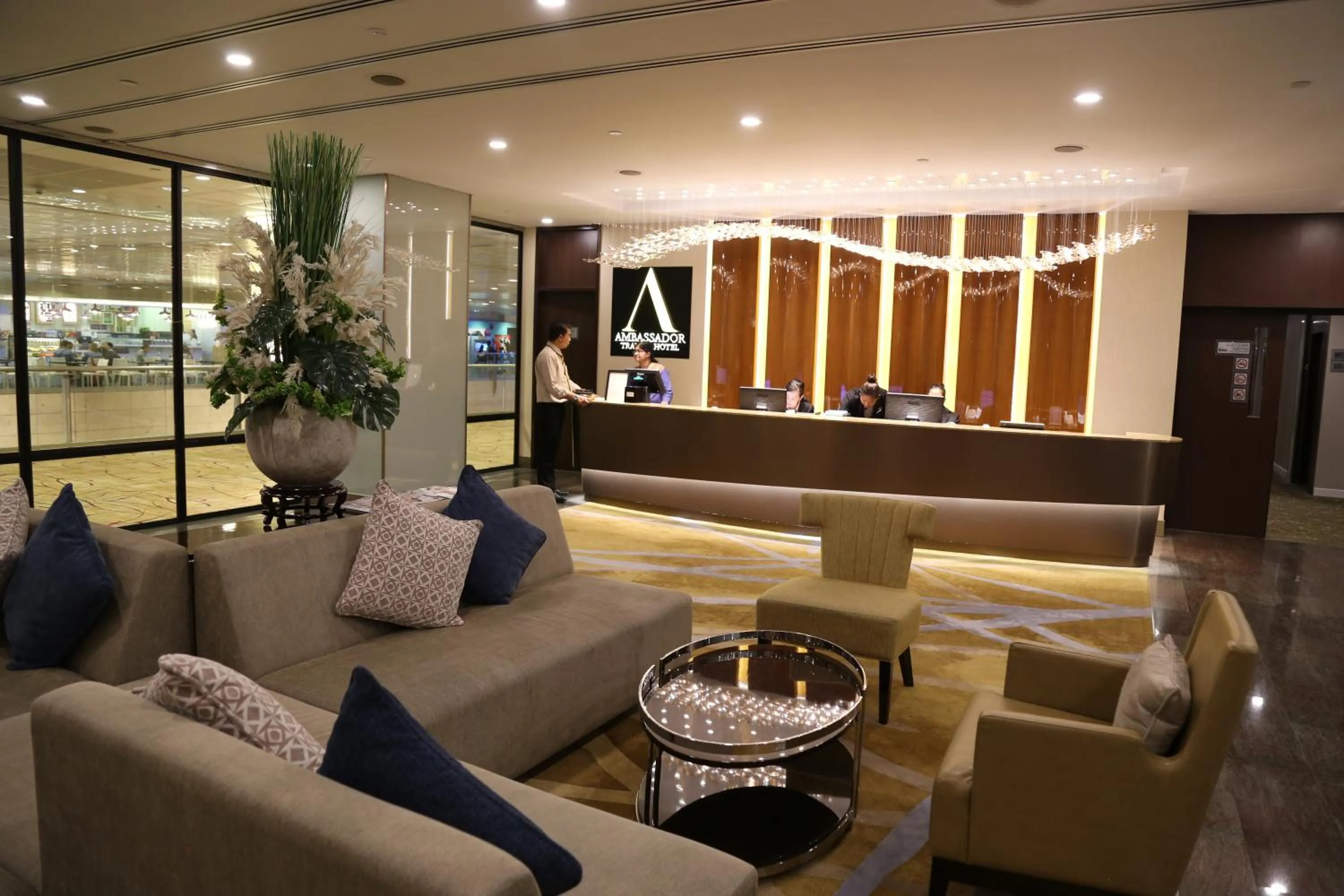 Lobby or reception in Ambassador Transit Hotel - Terminal 2