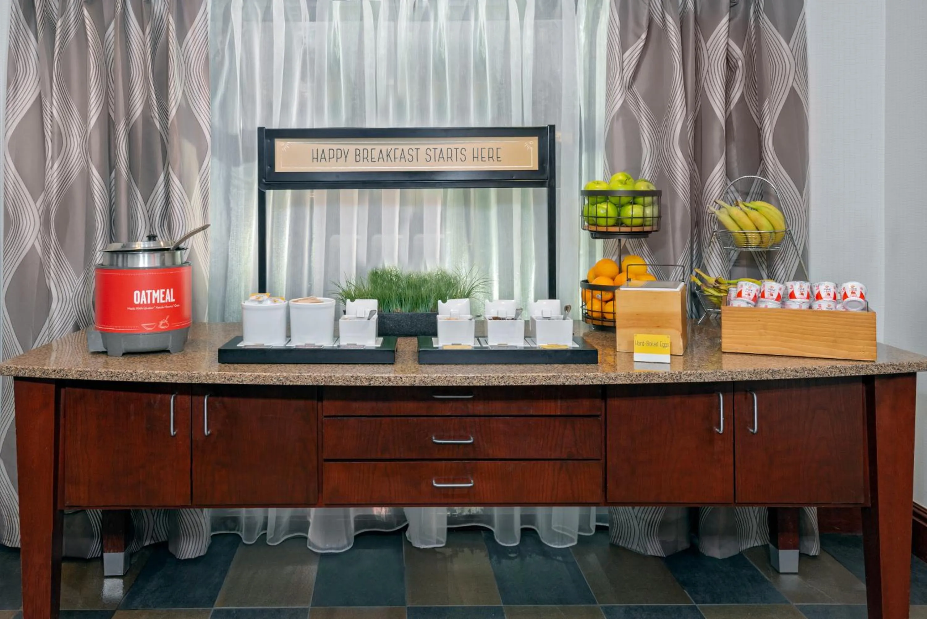 Breakfast in Hampton Inn South Plainfield-Piscataway