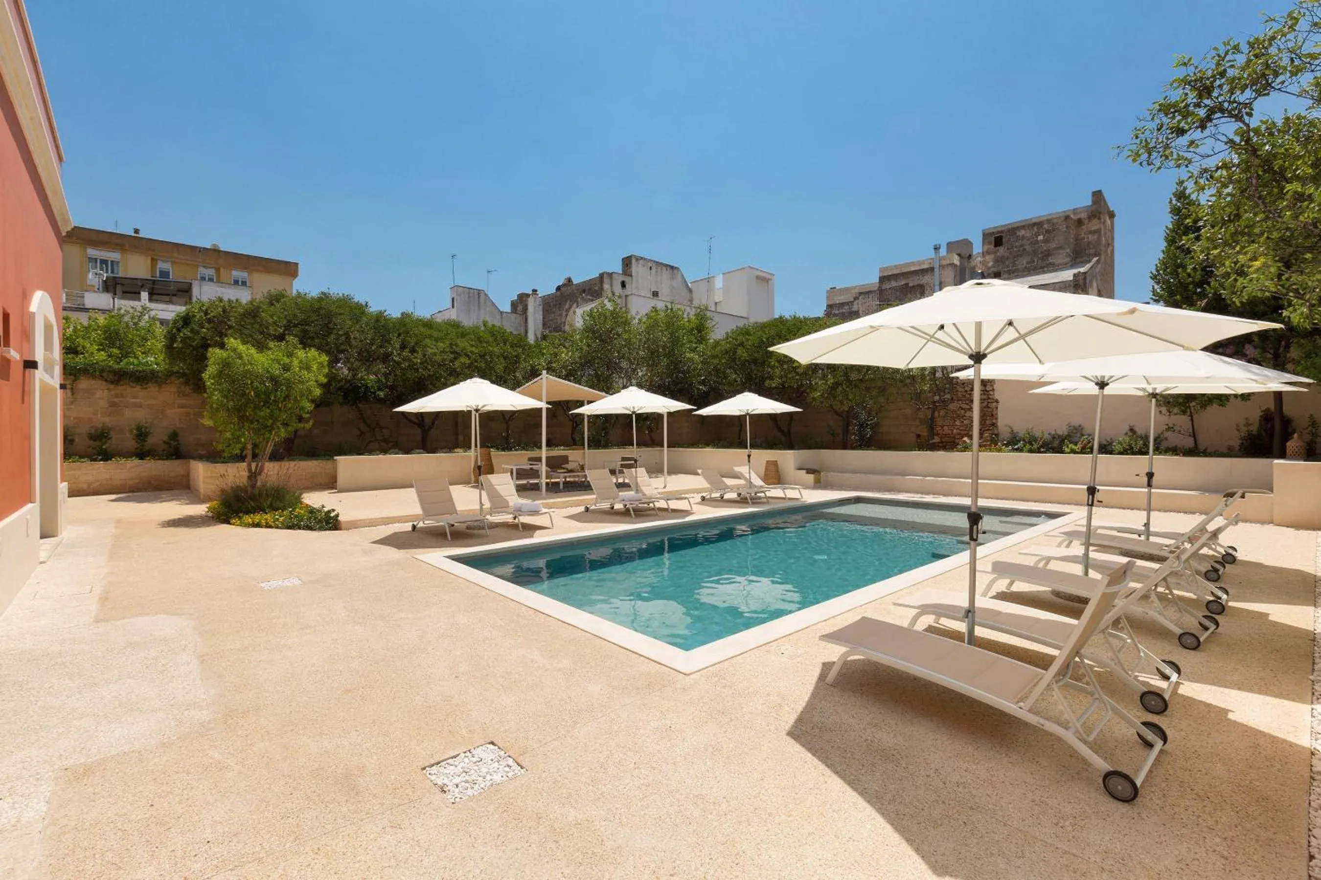 Swimming pool in Palazzo Fasti