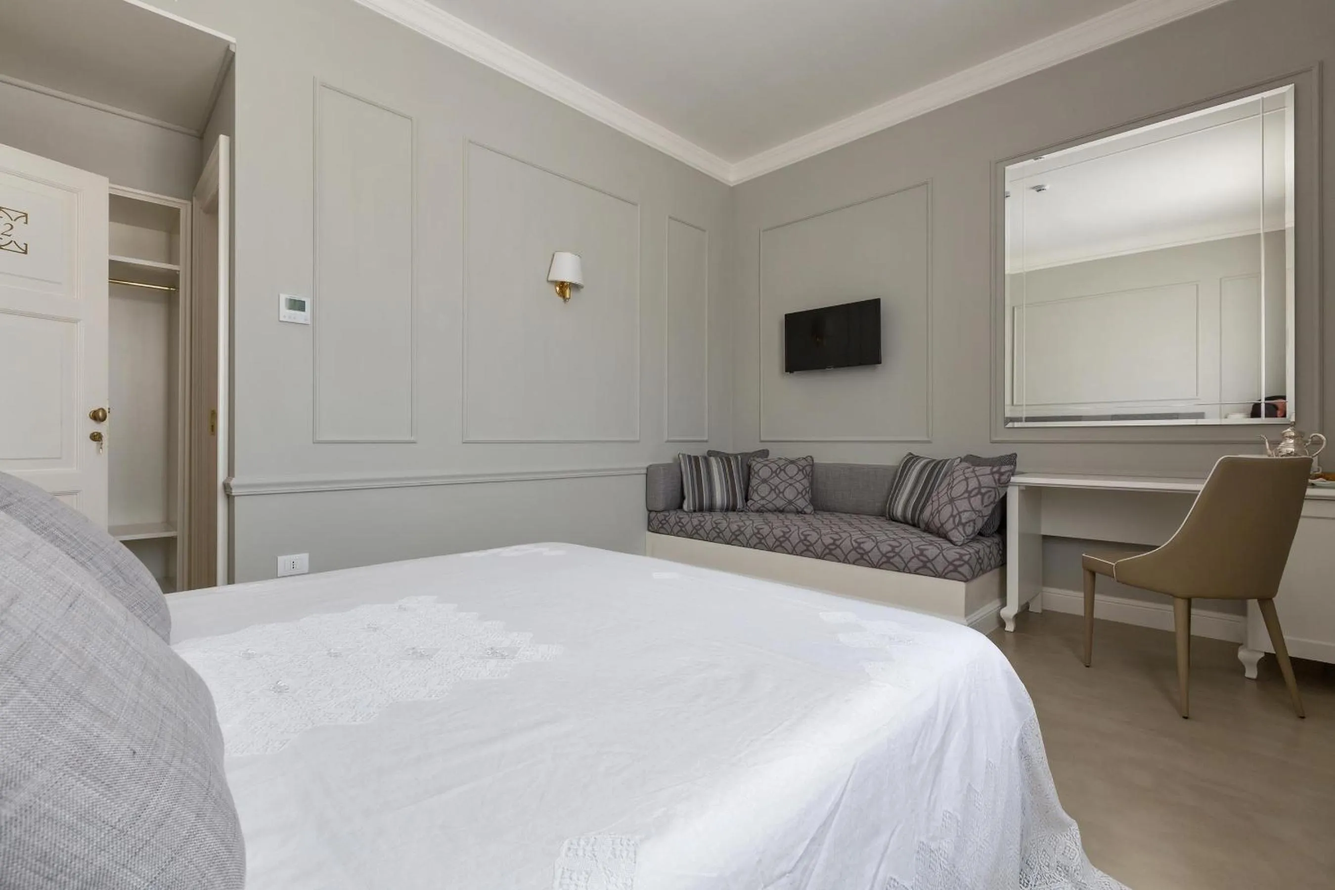 Bedroom, Bed in Palazzo Fasti