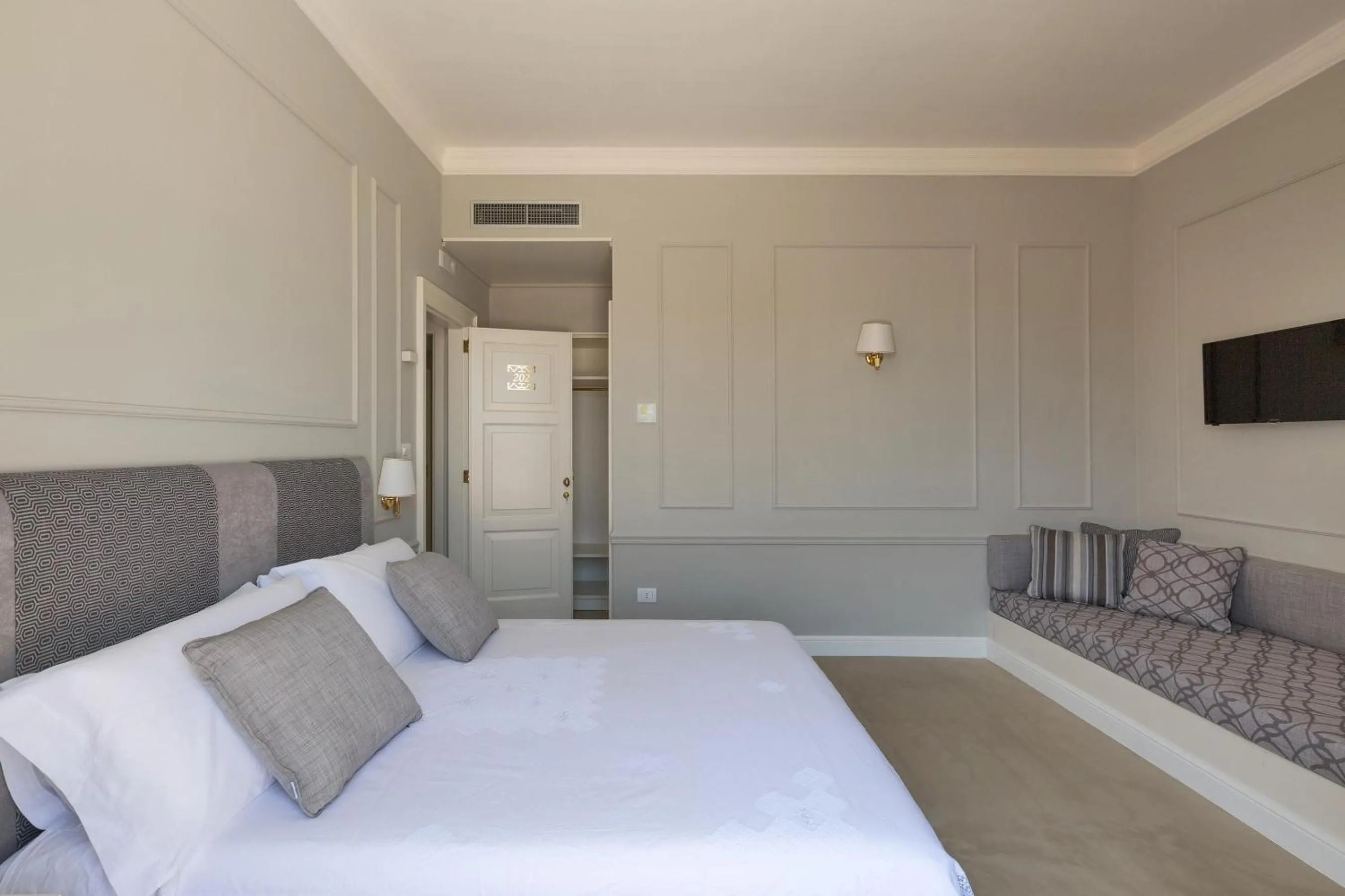 Bedroom, Bed in Palazzo Fasti