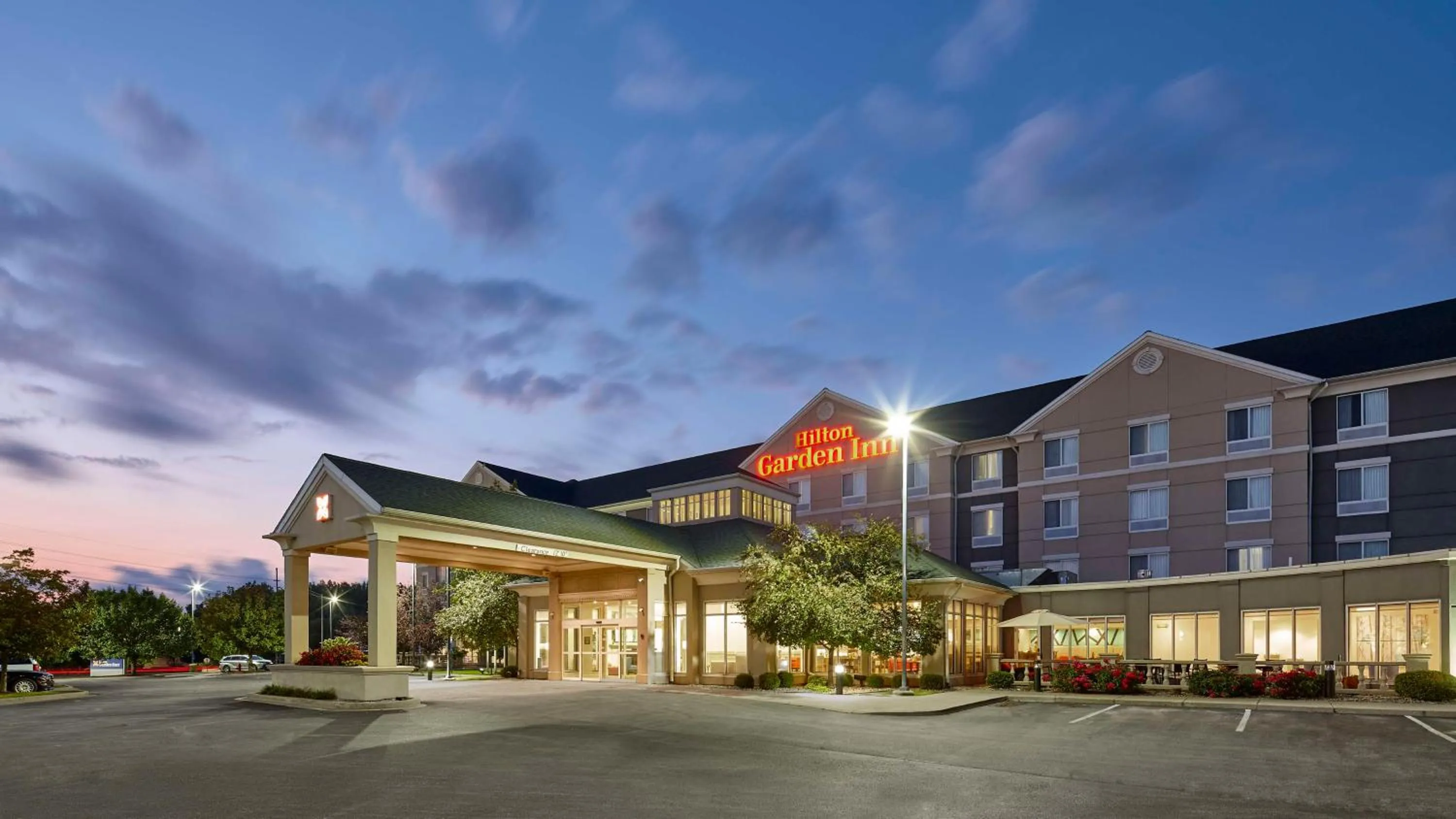 Property building in Hilton Garden Inn Merrillville