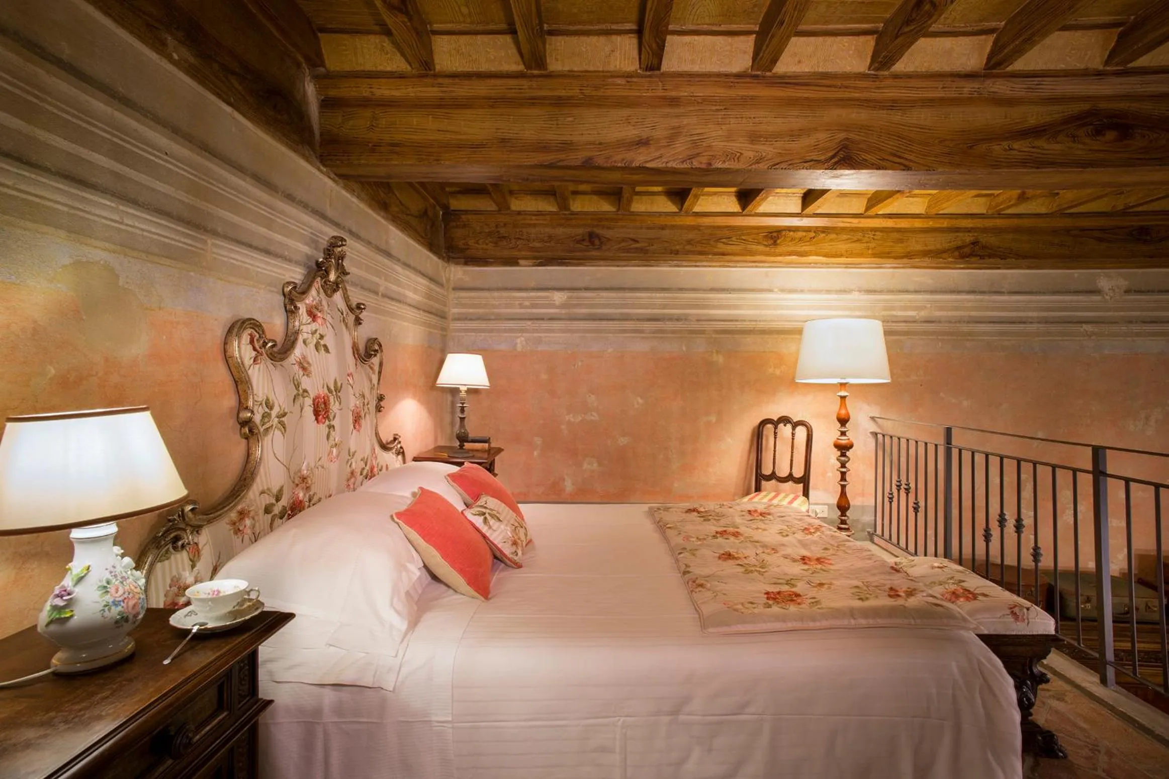Bedroom, Bed in Villa Fillinelle