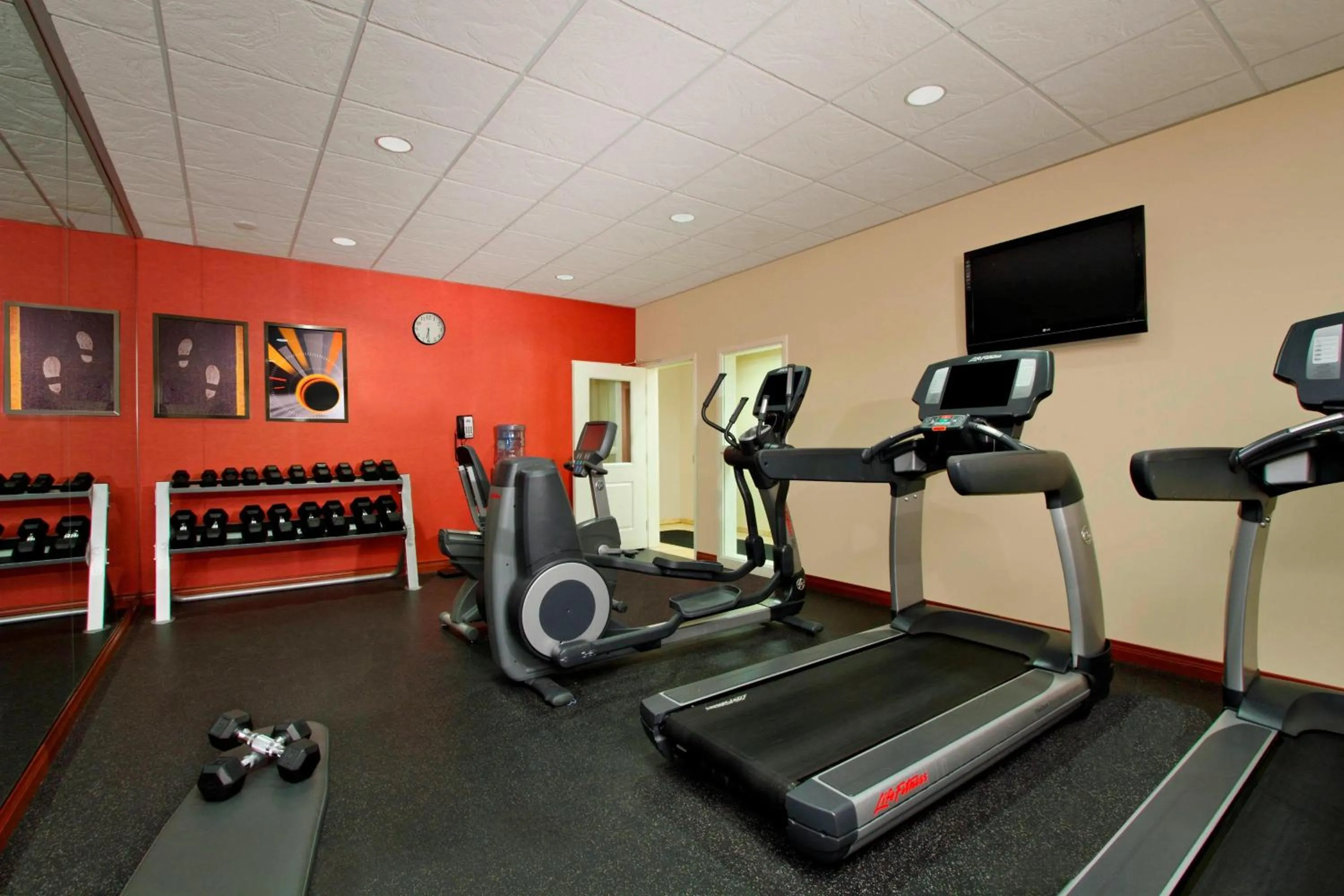 Fitness centre/facilities in TownePlace Suites St. George