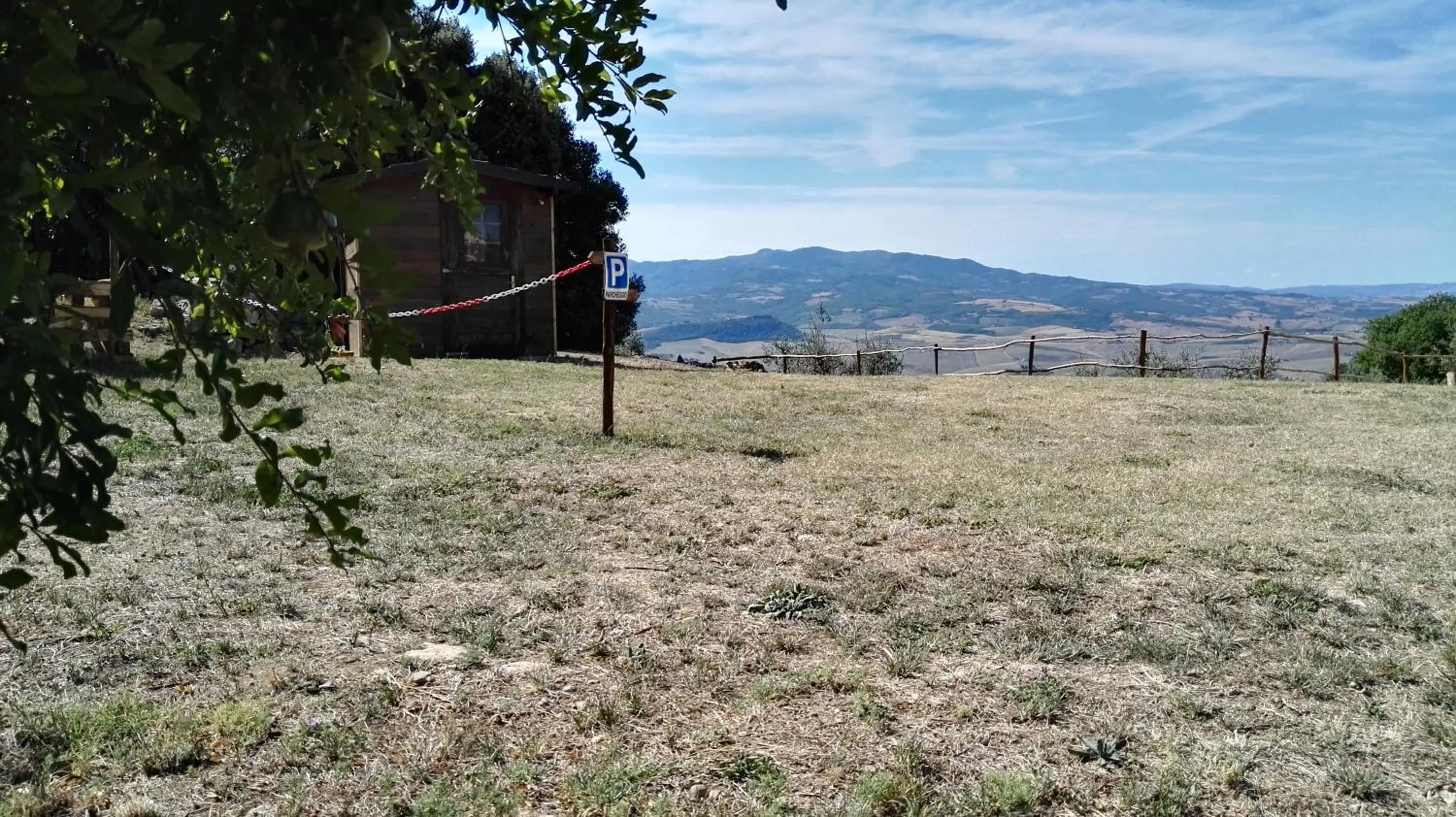 Property building in Colombaio In Colle