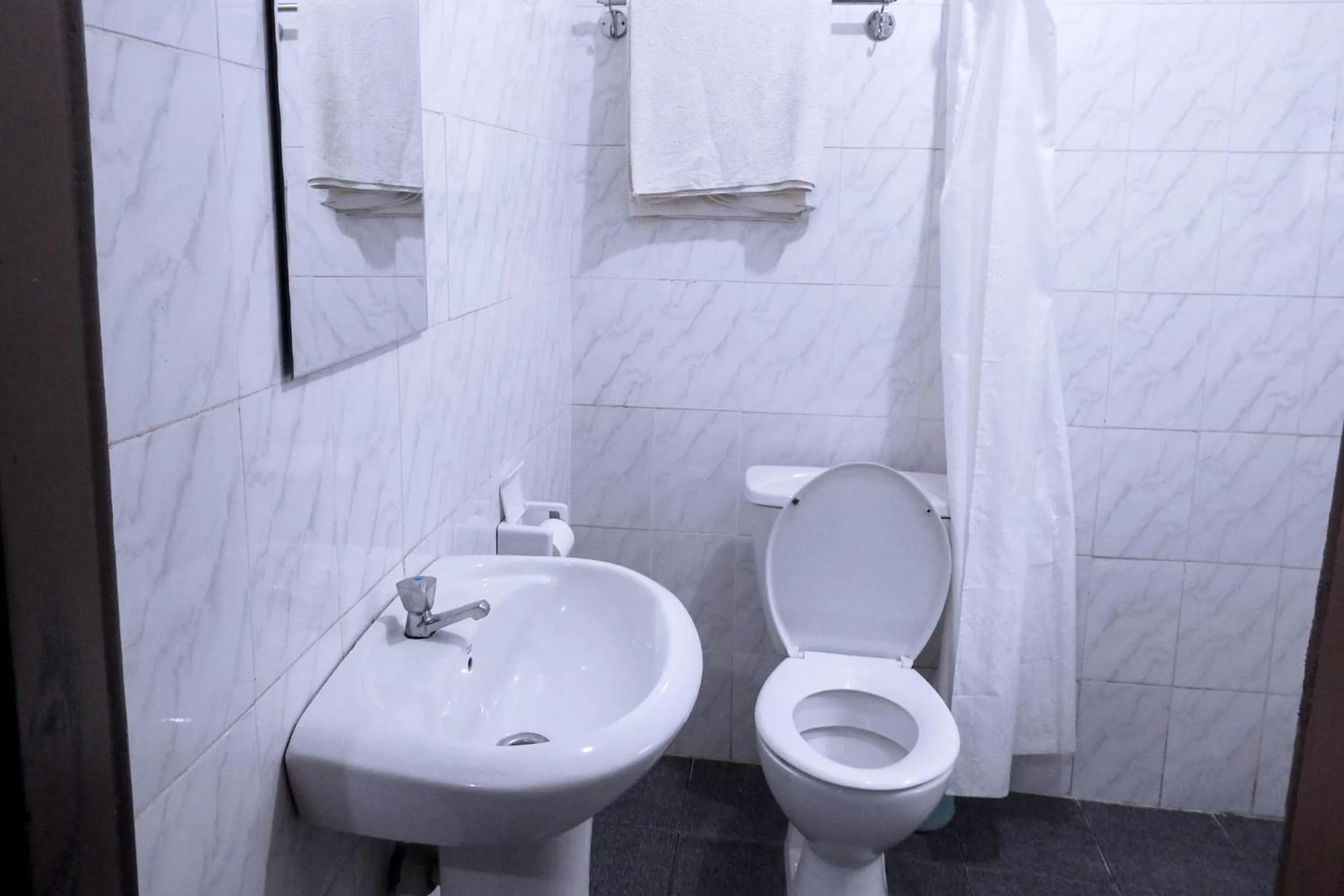 Bathroom in Westend Motel