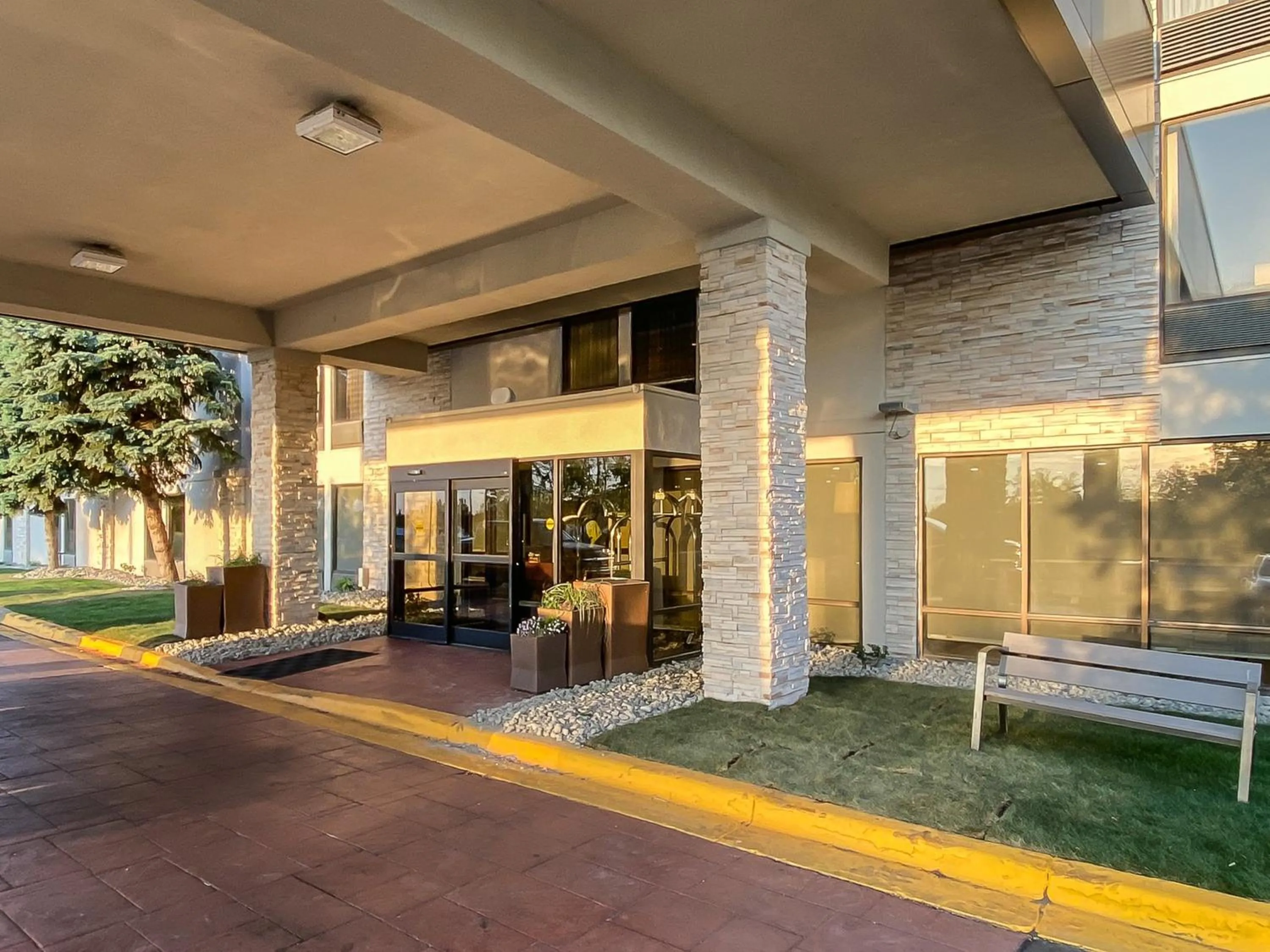 Property building in Holiday Inn Express Flint-Campus Area by IHG