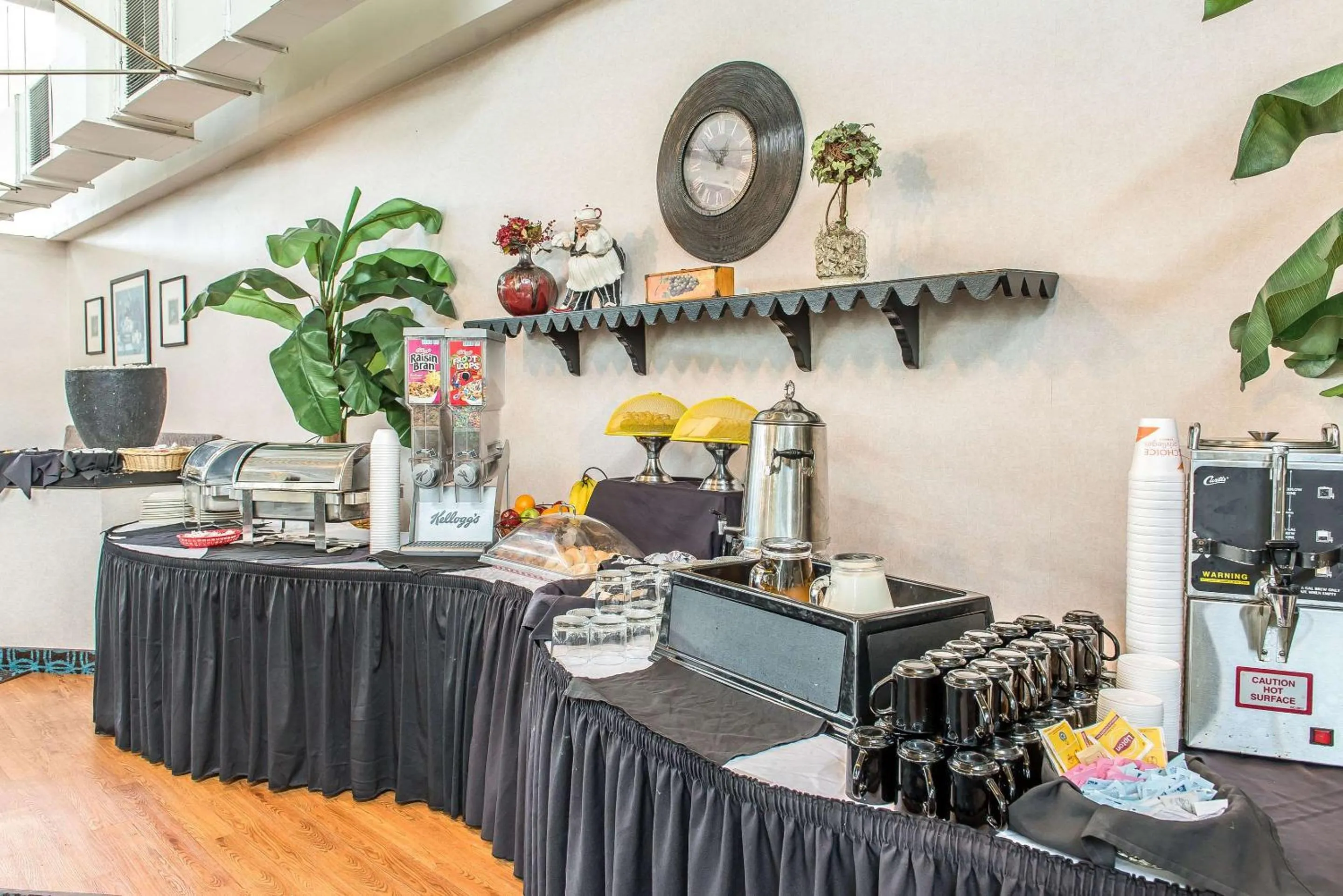 Restaurant/places to eat in Quality Inn and Conference Center