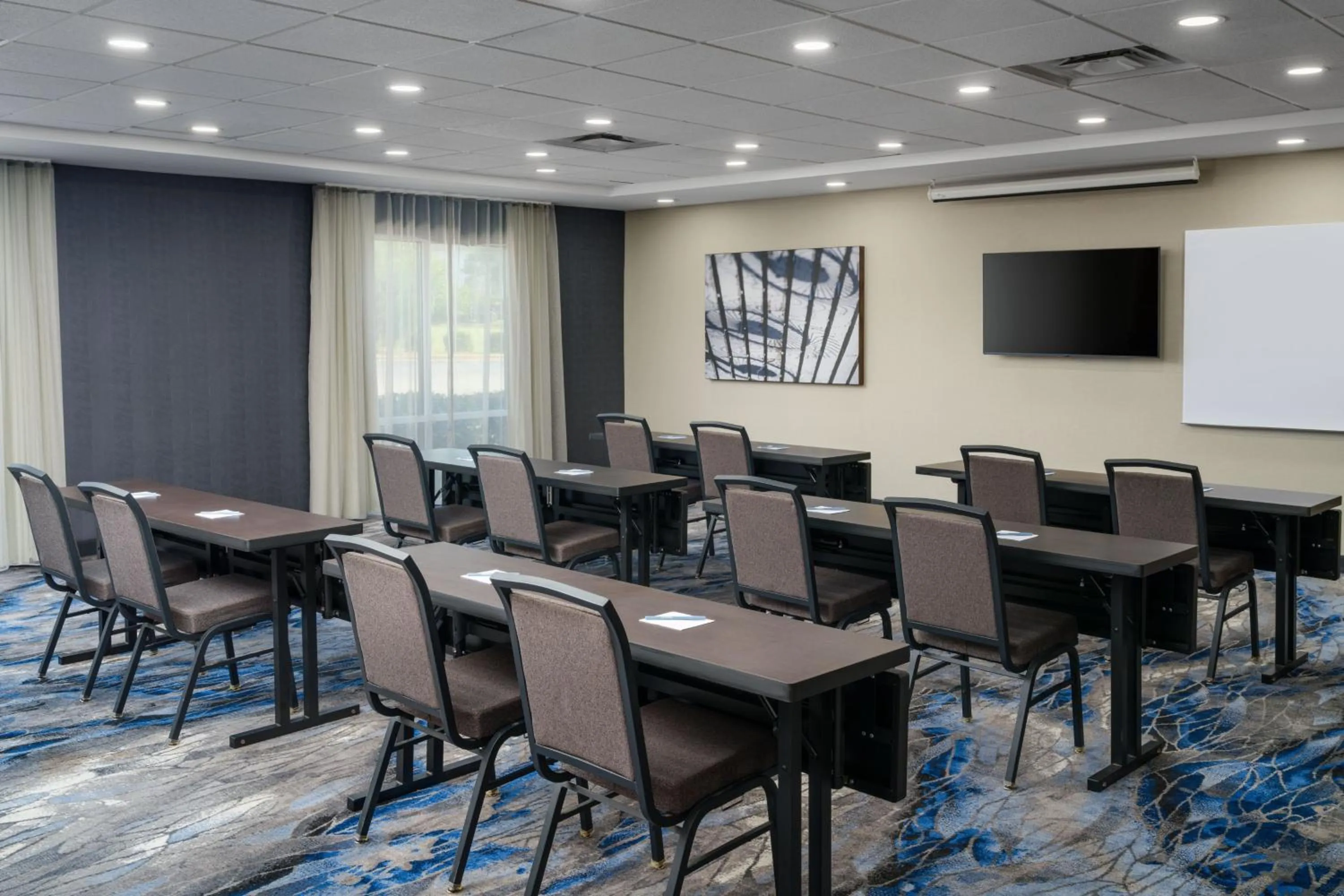 Meeting/conference room in Fairfield Inn and Suites by Marriott Birmingham / Bessemer