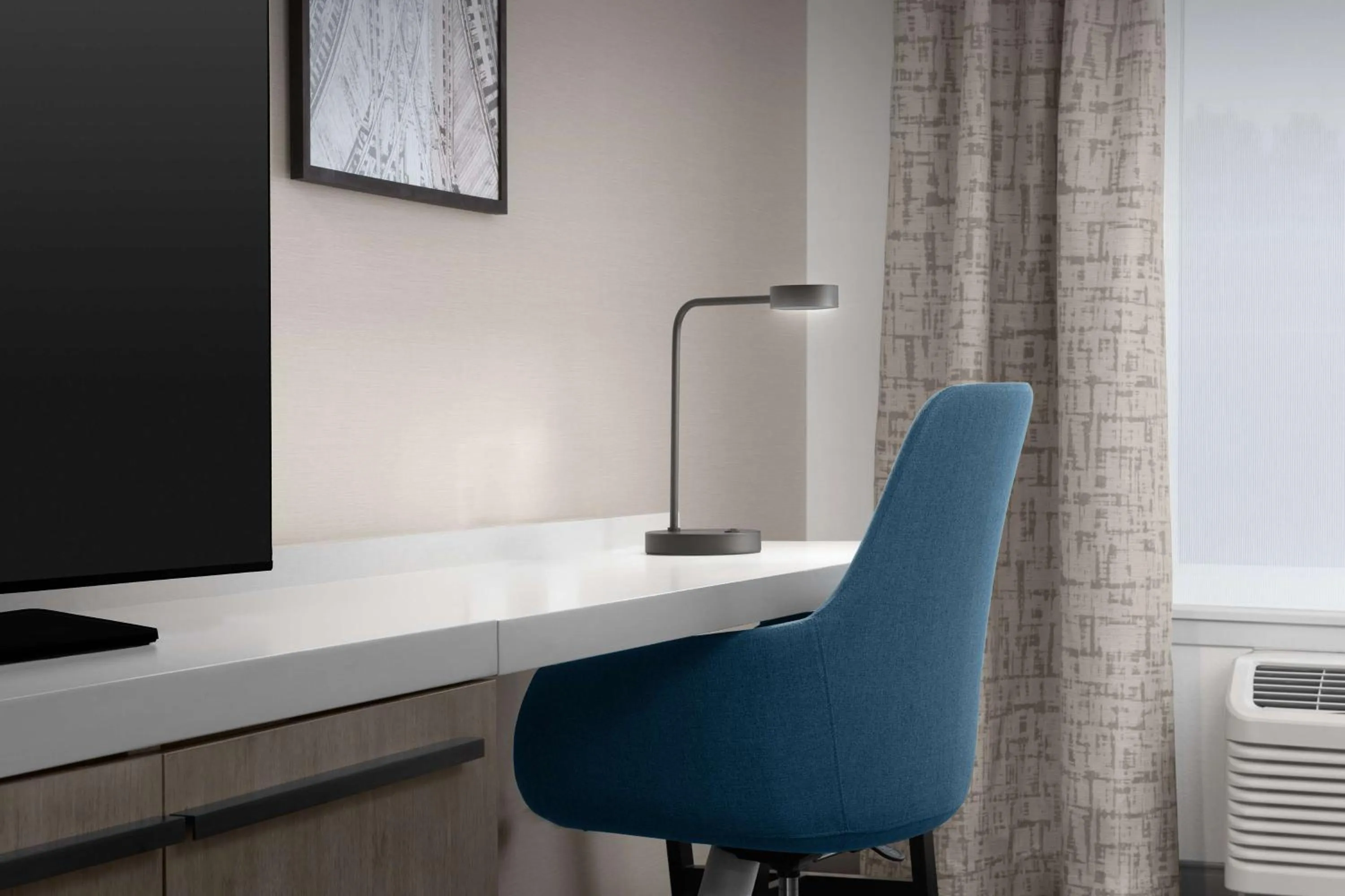 Bedroom in Hilton Garden Inn West Lafayette Wabash Landing