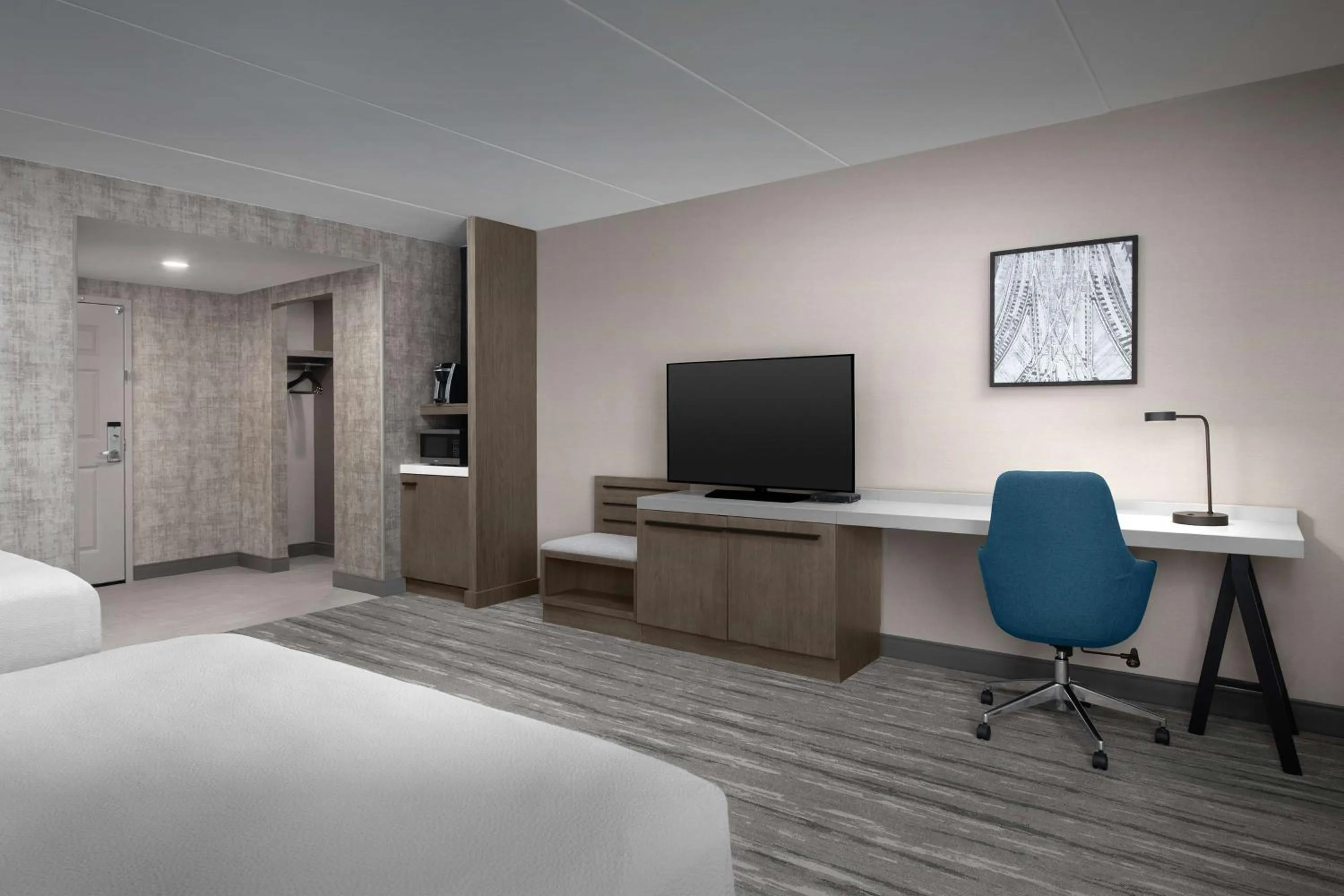 Bedroom, Bed in Hilton Garden Inn West Lafayette Wabash Landing