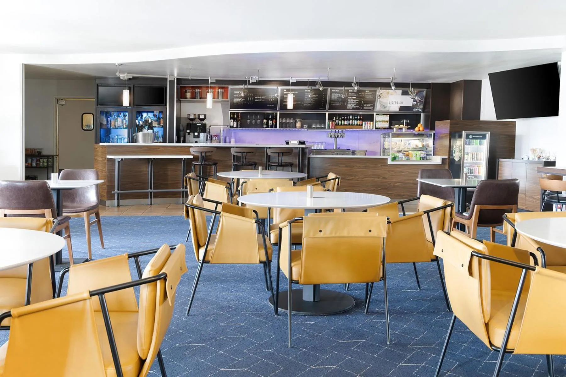 Breakfast in Courtyard by Marriott Ontario Rancho Cucamonga