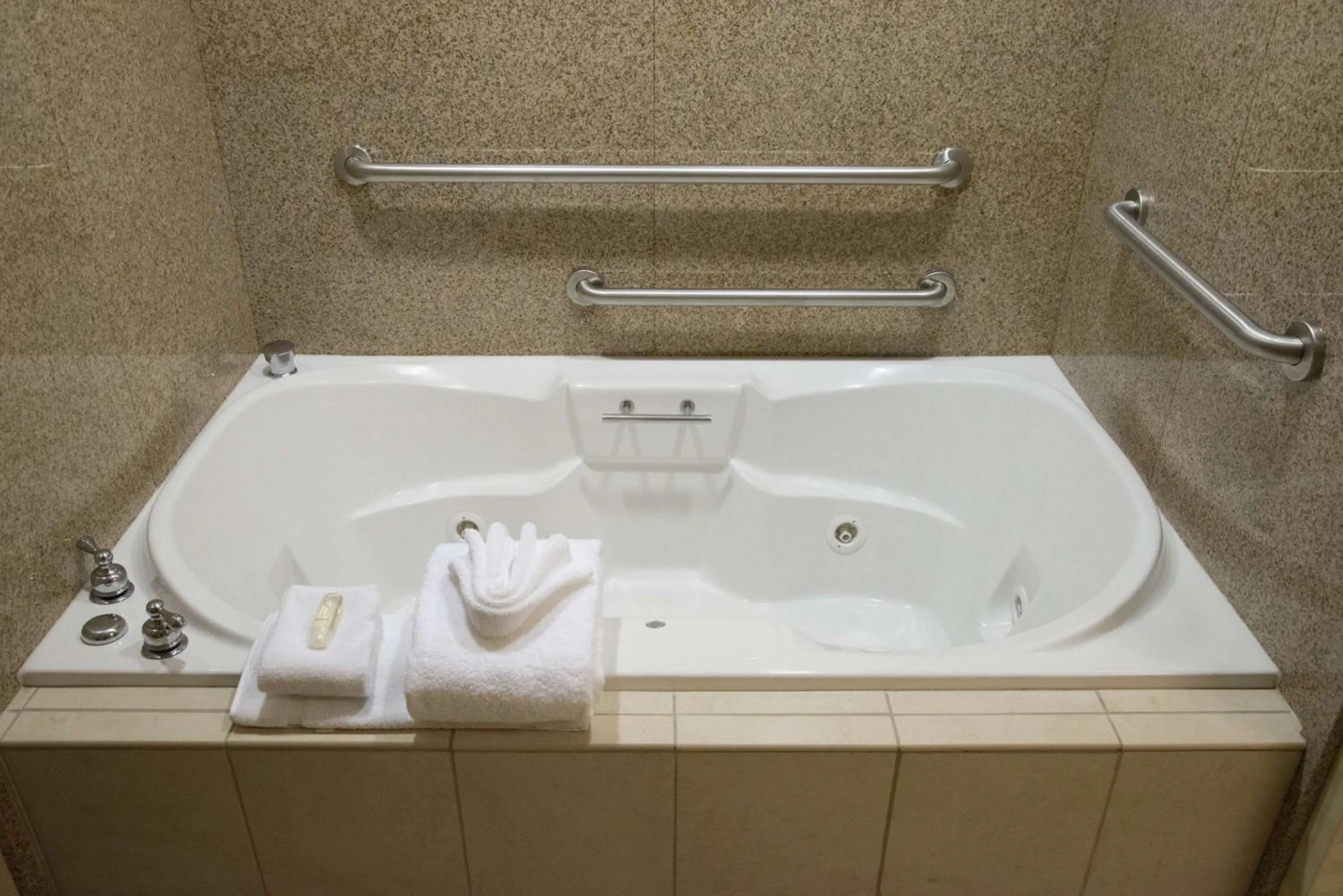 Bathroom in Hilton Garden Inn Laramie