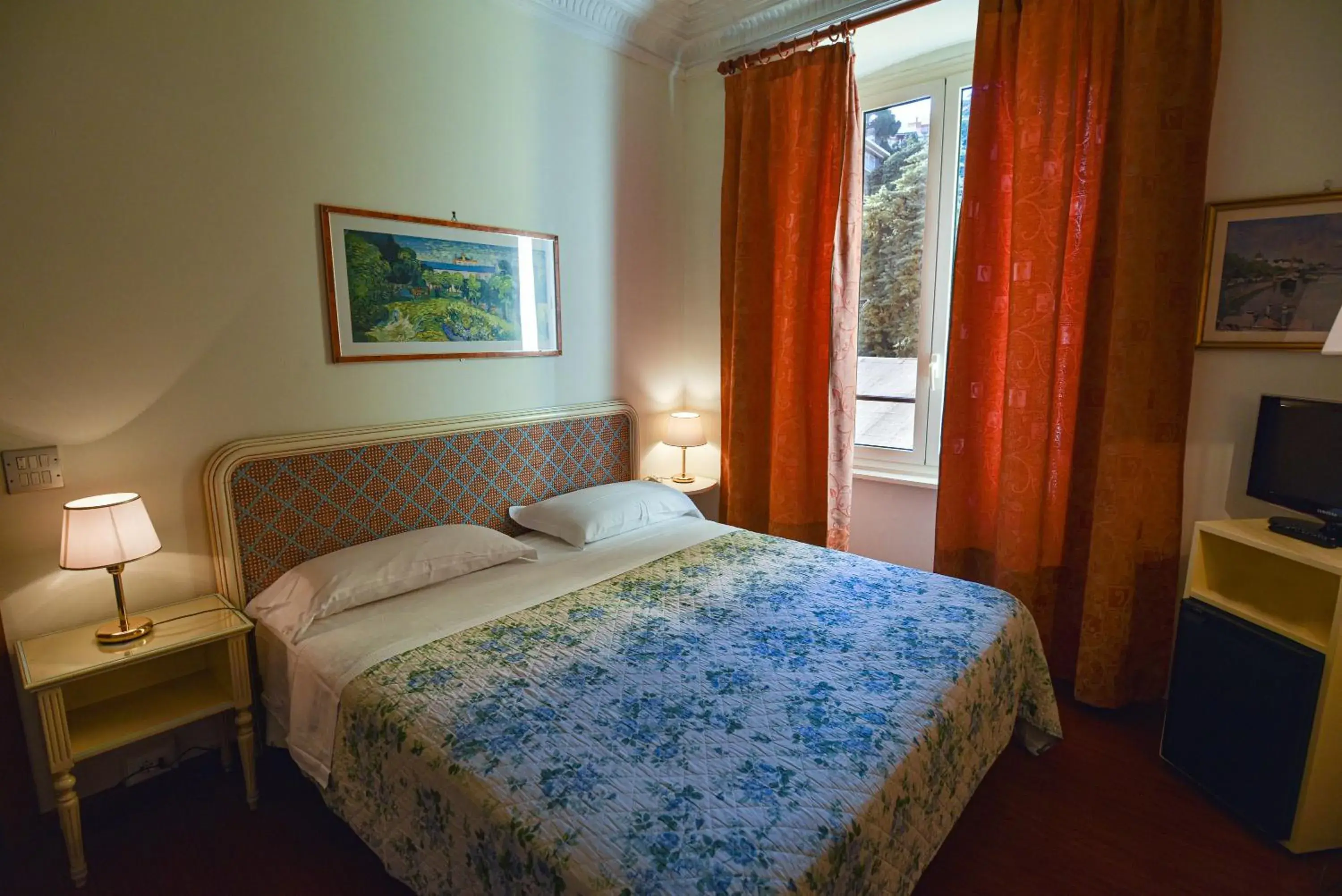 Double or Twin Room in Grand Hotel De Londres Double or Twin Room in Grand Hotel De Londres