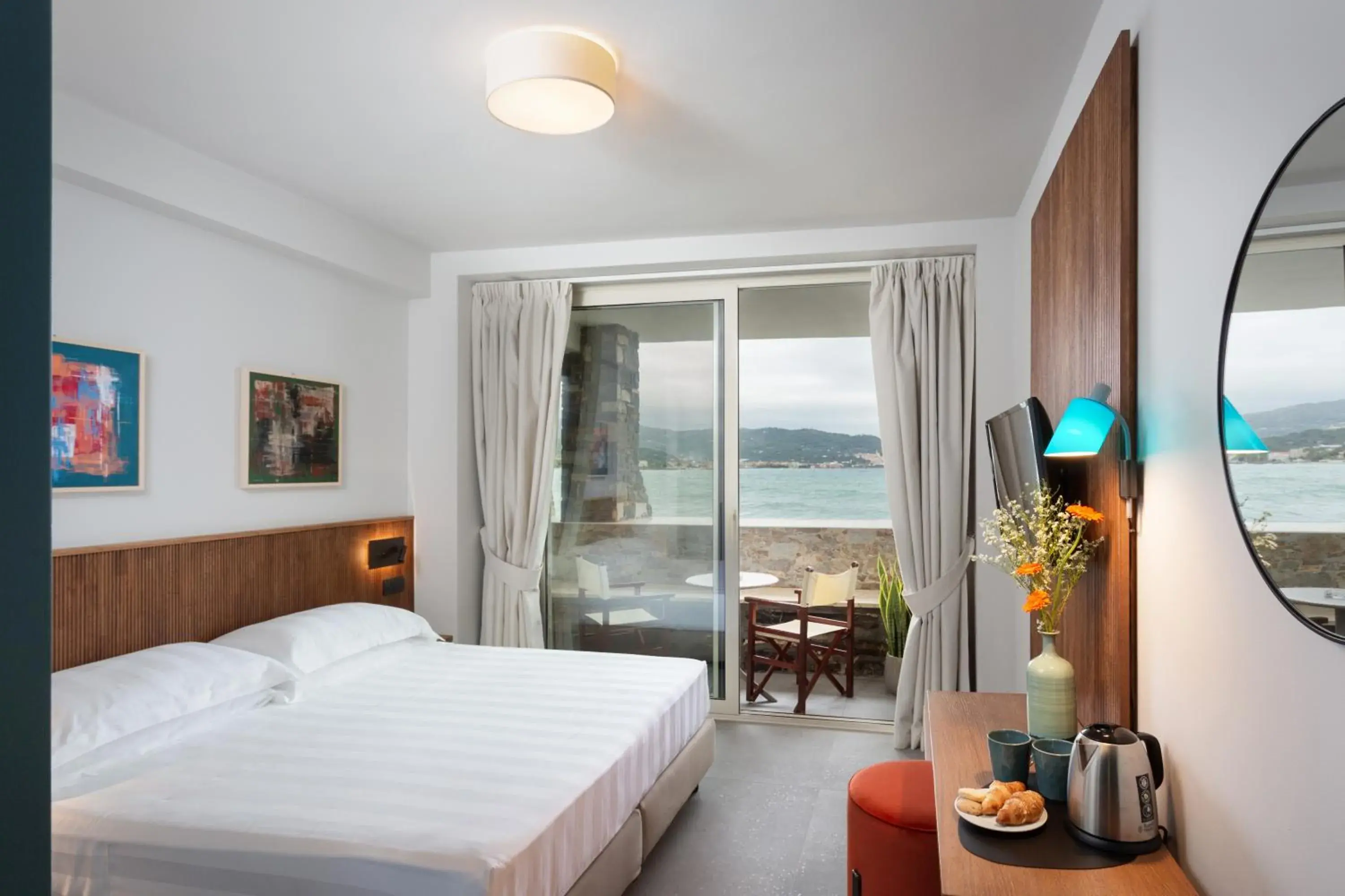 Double Room with Terrace and Sea View (Ground Floor) in Hotel Arc En Ciel Double Room with Terrace and Sea View (Ground Floor) in Hotel Arc En Ciel