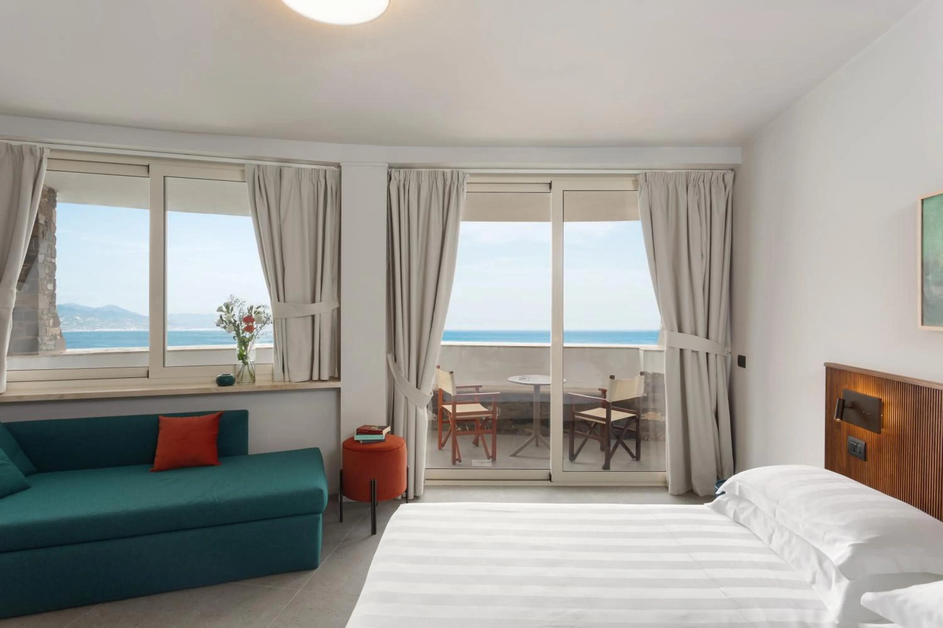 Bed in Hotel Arc En Ciel