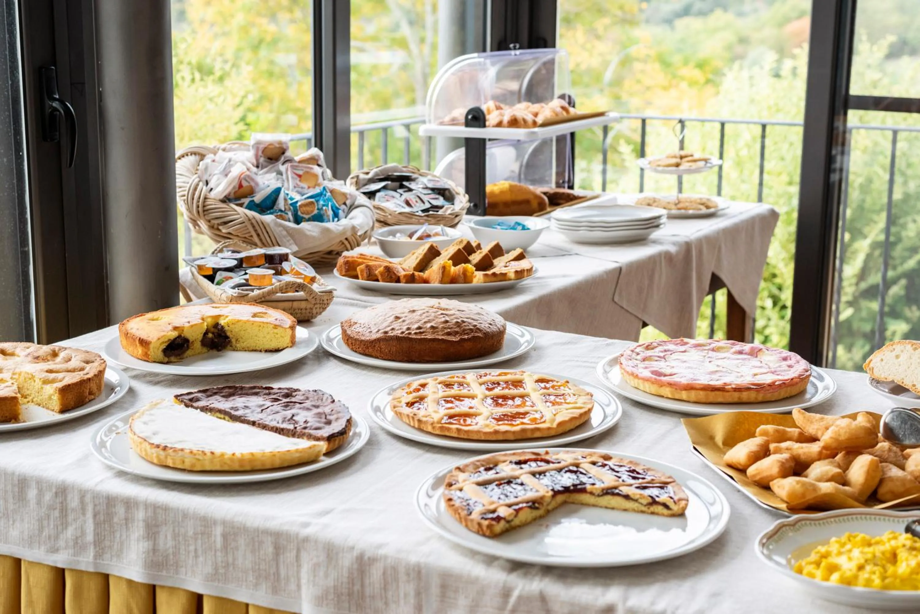 Breakfast in Antico Casale Di Scansano Resort