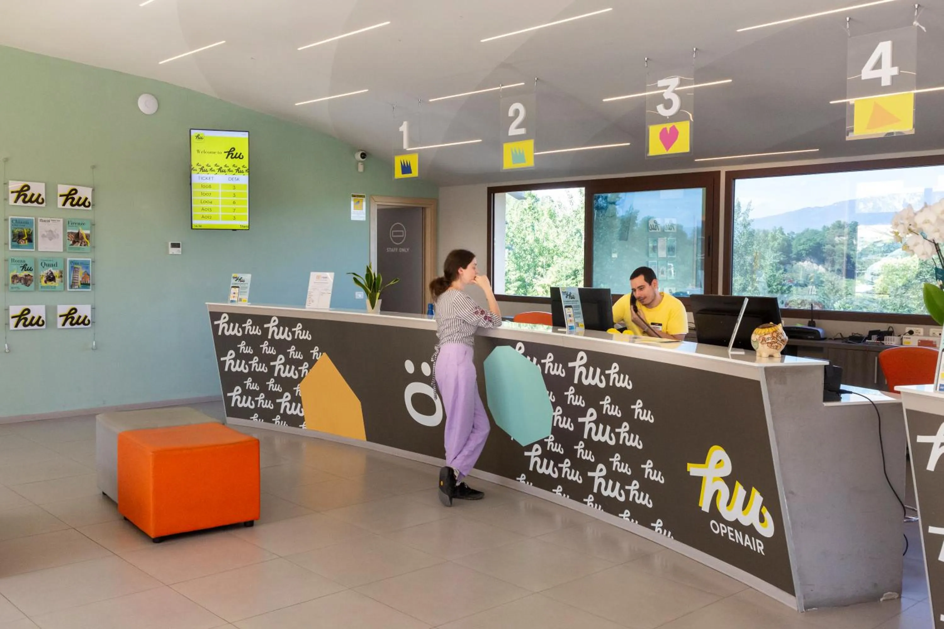 hu Norcenni Girasole village