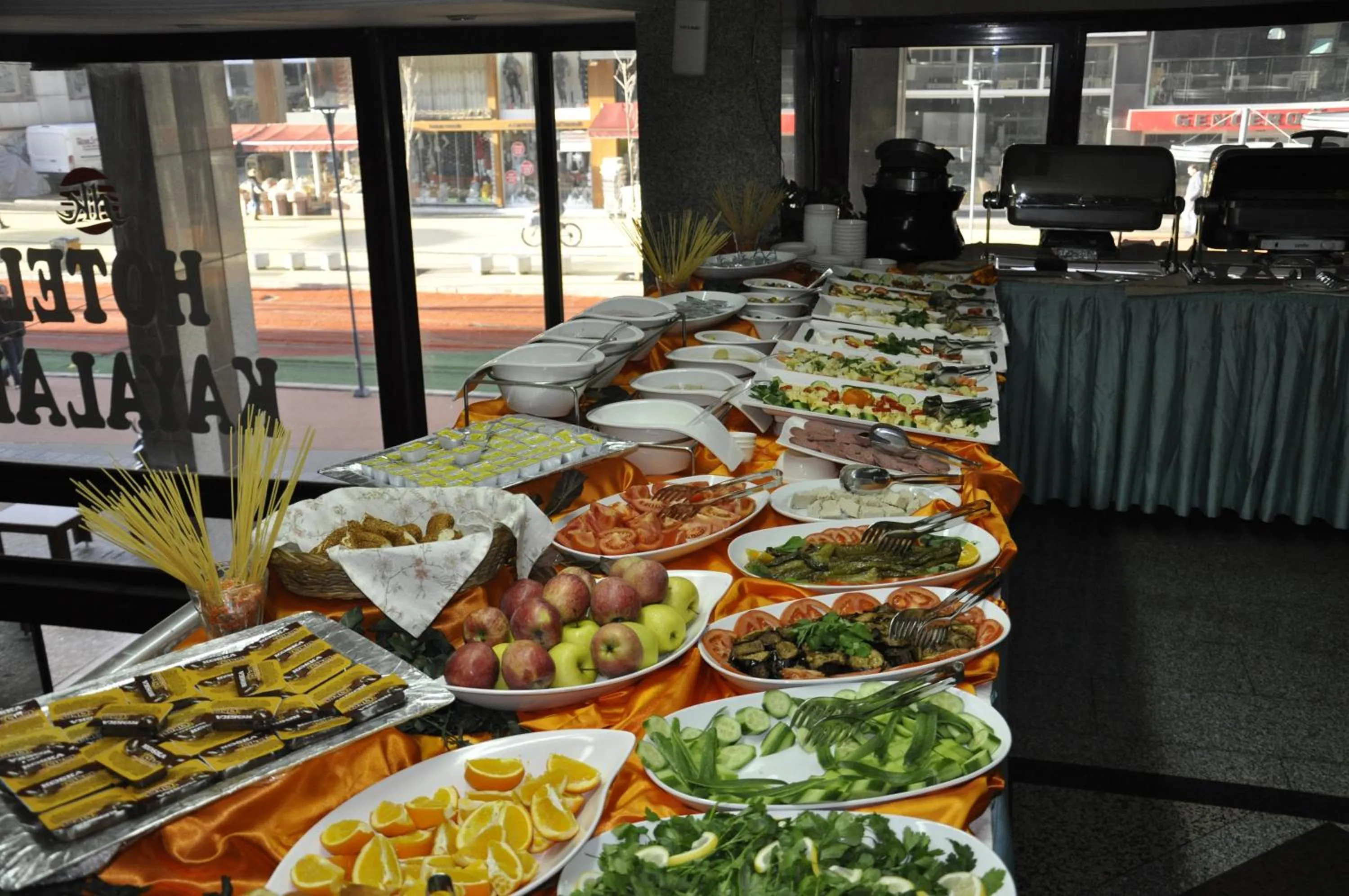 Buffet breakfast in Kayalar Hotel