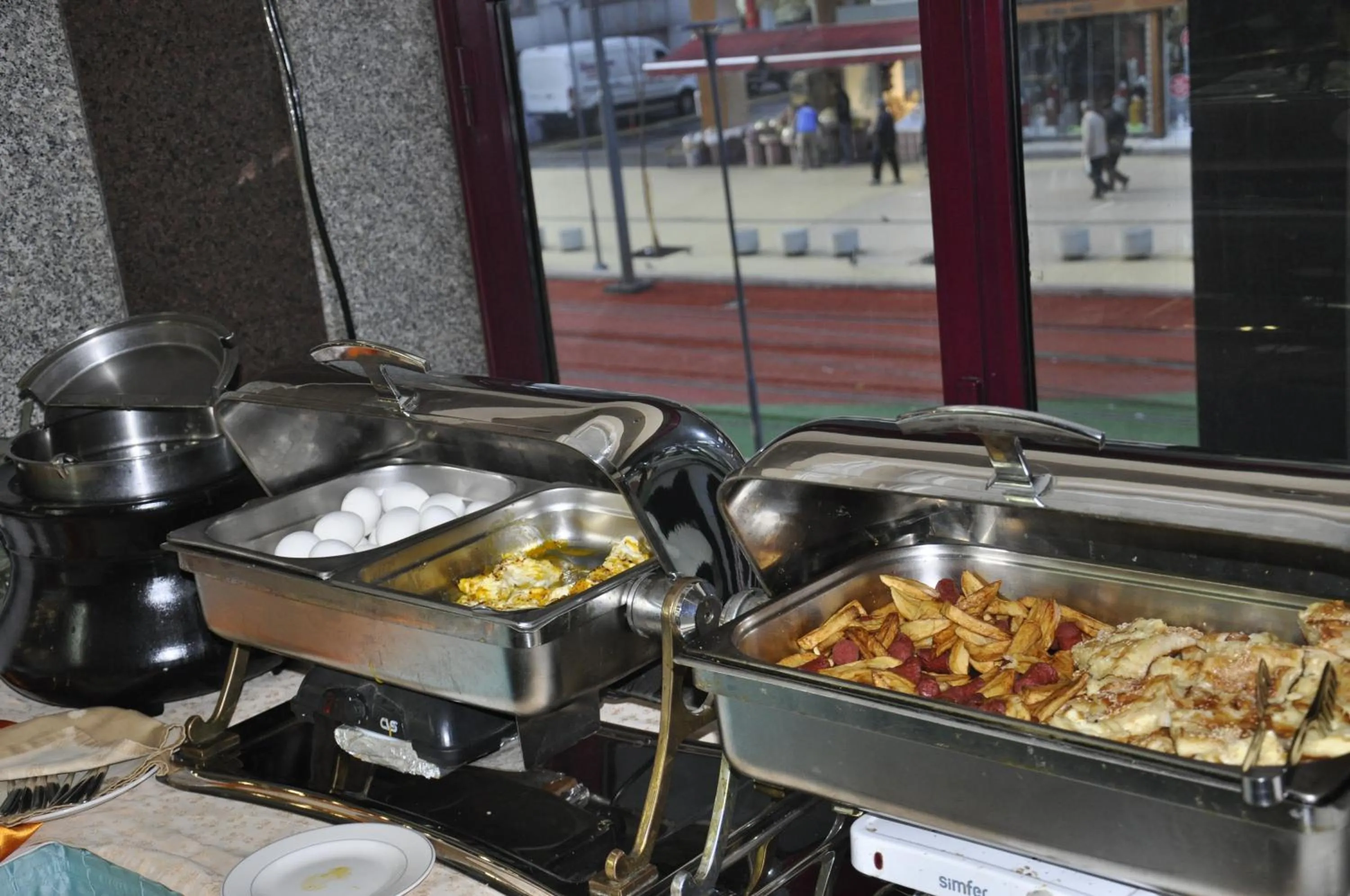 Buffet breakfast in Kayalar Hotel