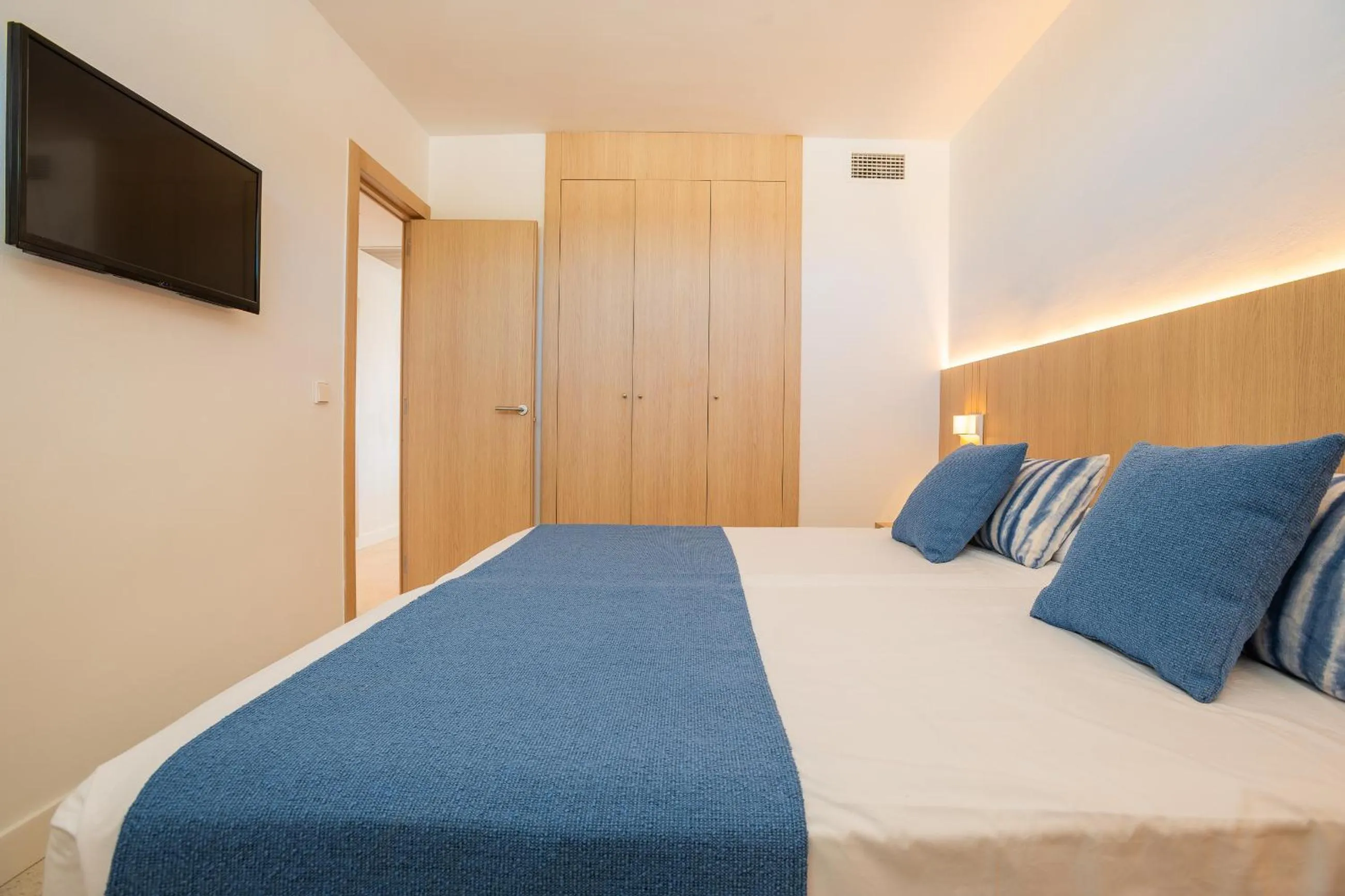 Bed in Sol de Alcudia Apartamentos