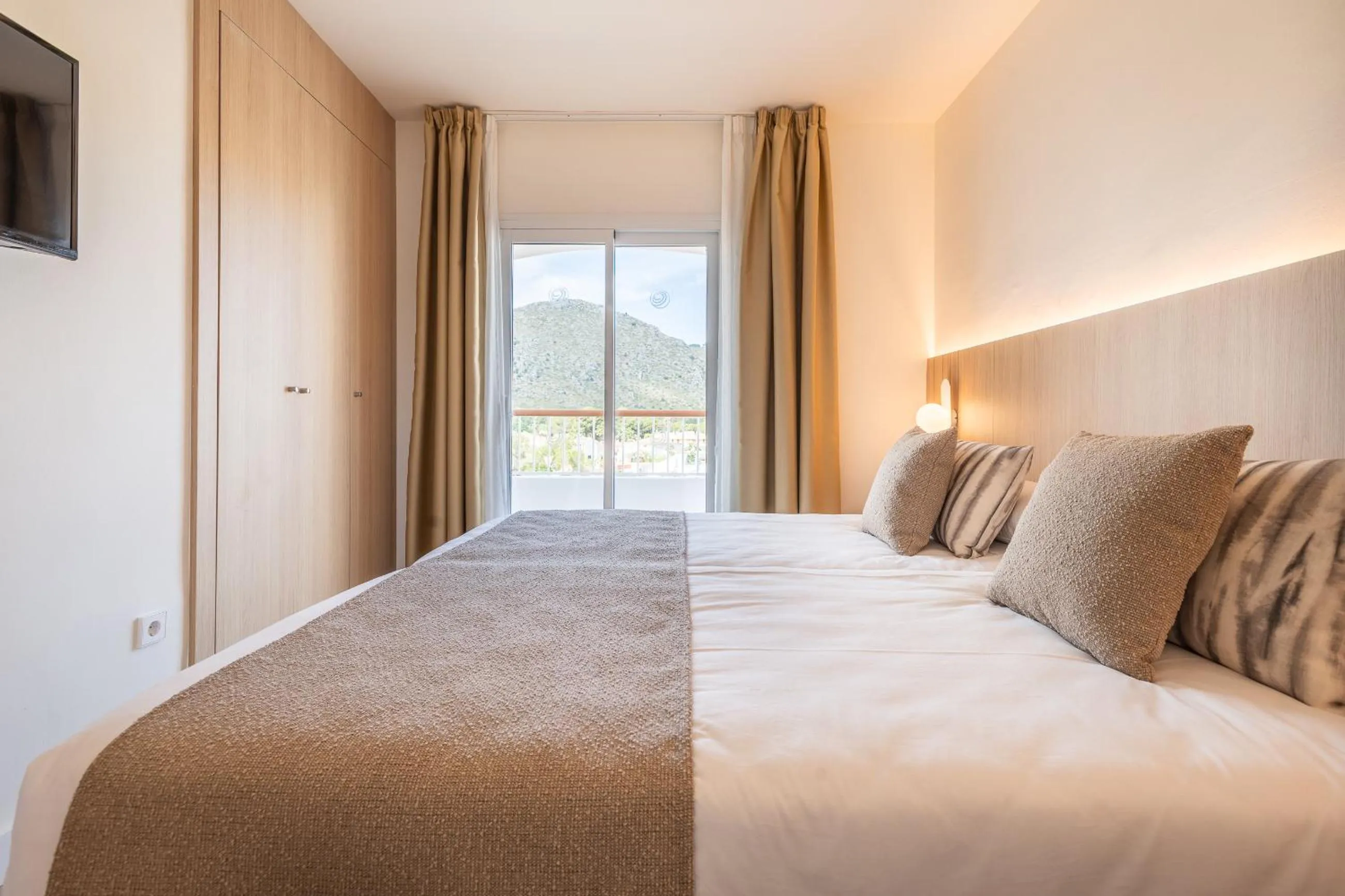 Bed in Sol de Alcudia Apartamentos