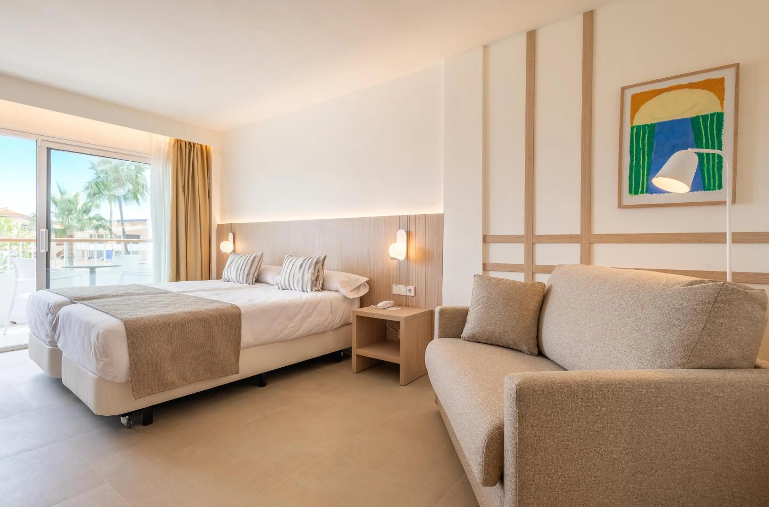 Bed in Sol de Alcudia Apartamentos