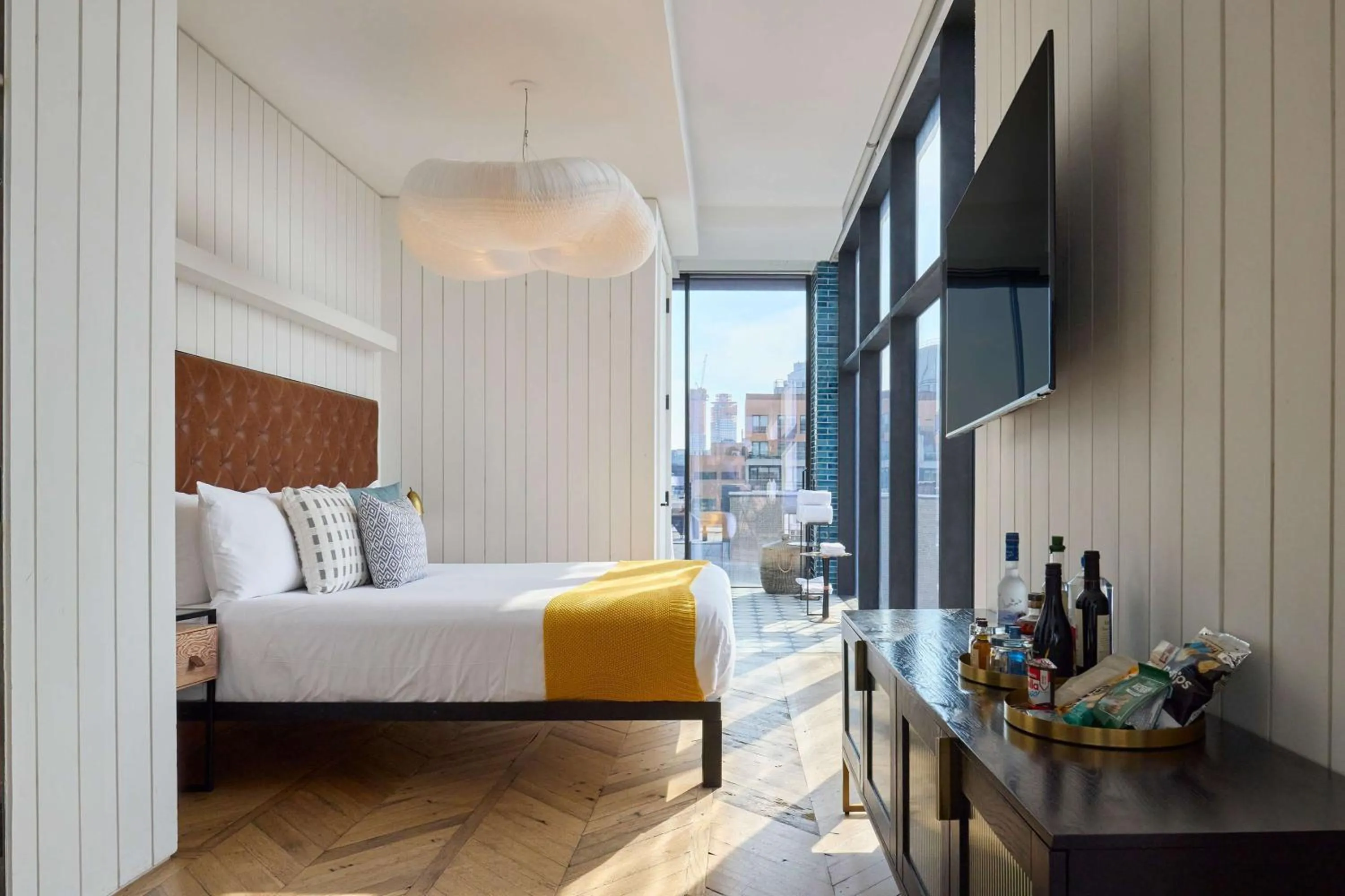 Bedroom, Bed in Arlo Williamsburg