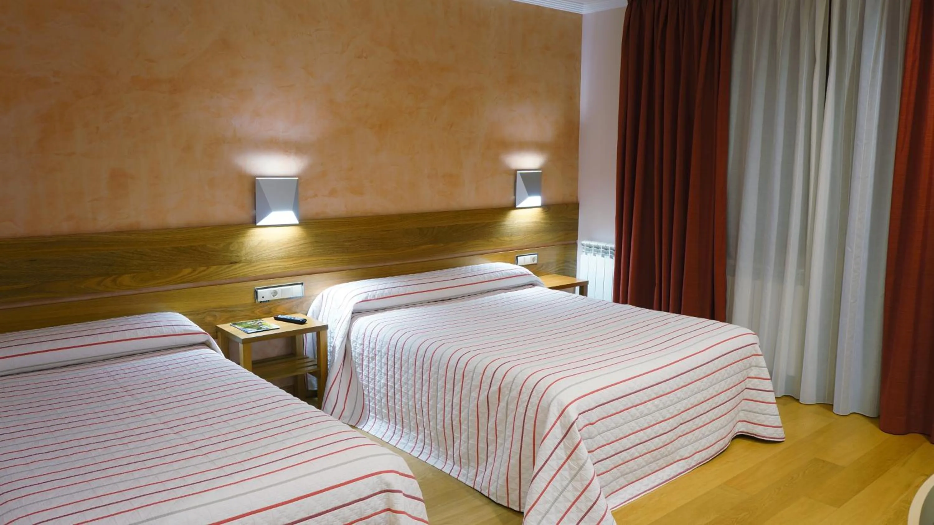 Photo of the whole room, Bed in Hotel Los Nogales