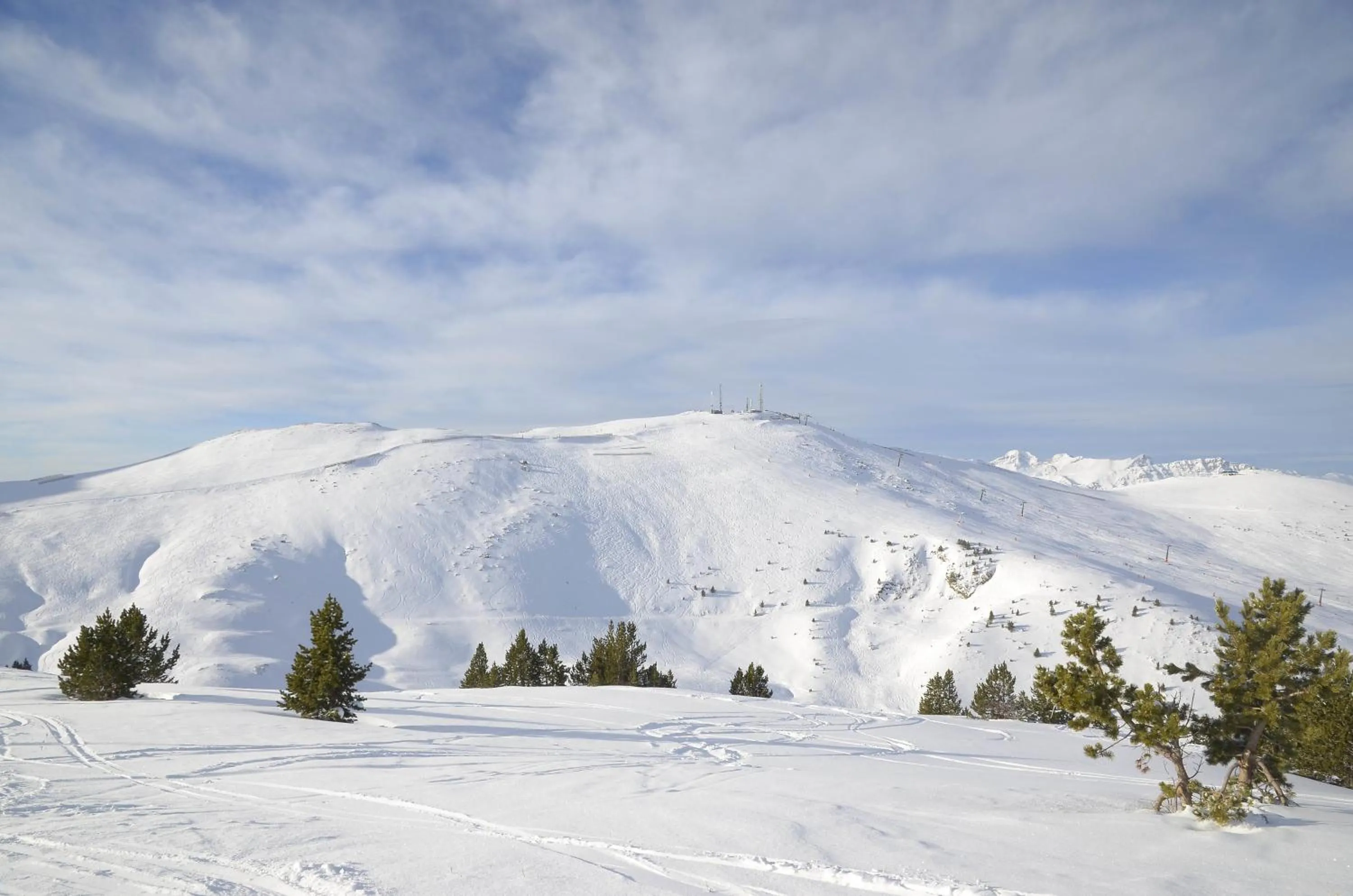Skiing in Hotel Los Nogales