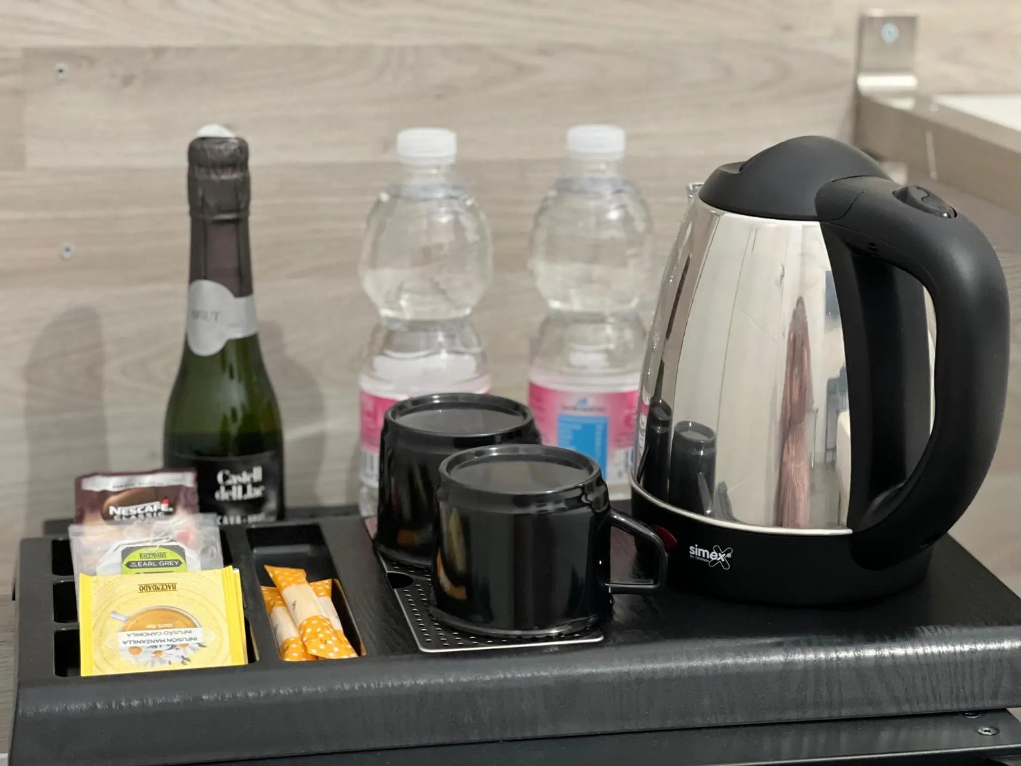 Coffee/tea facilities in Hostal Rías Bajas