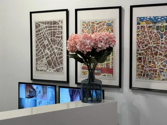 Decorative detail in Hostal Rías Bajas