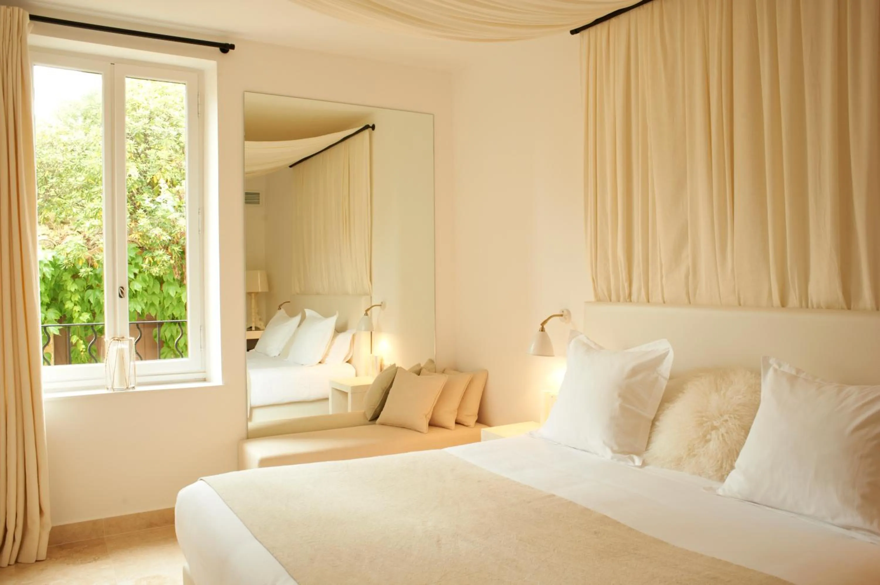 Bed in Le Vieux Castillon