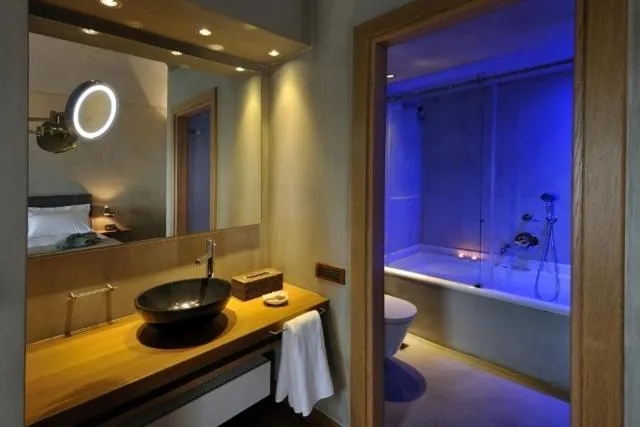 Bathroom in Valeni Boutique Hotel & Spa