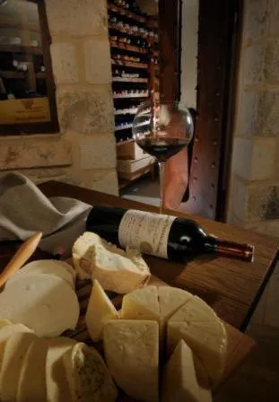 Food in Valeni Boutique Hotel & Spa