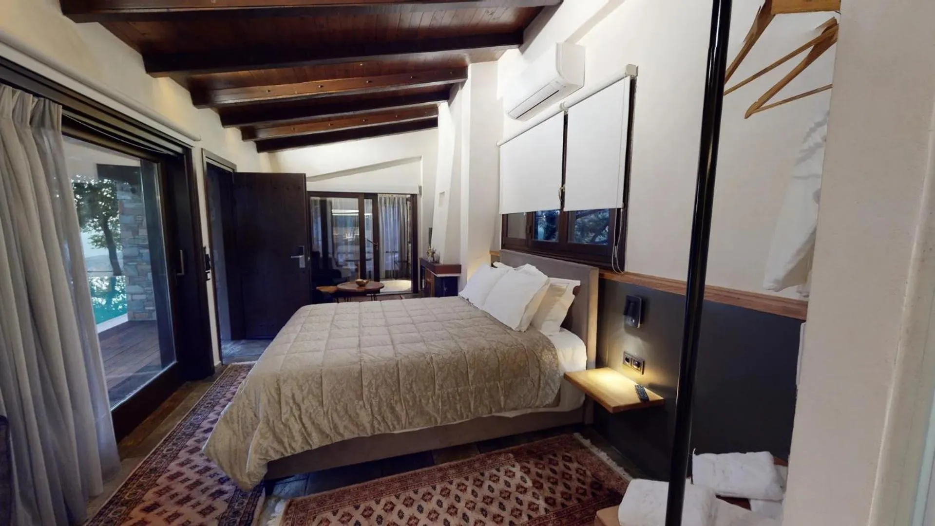 Bed in Valeni Boutique Hotel & Spa