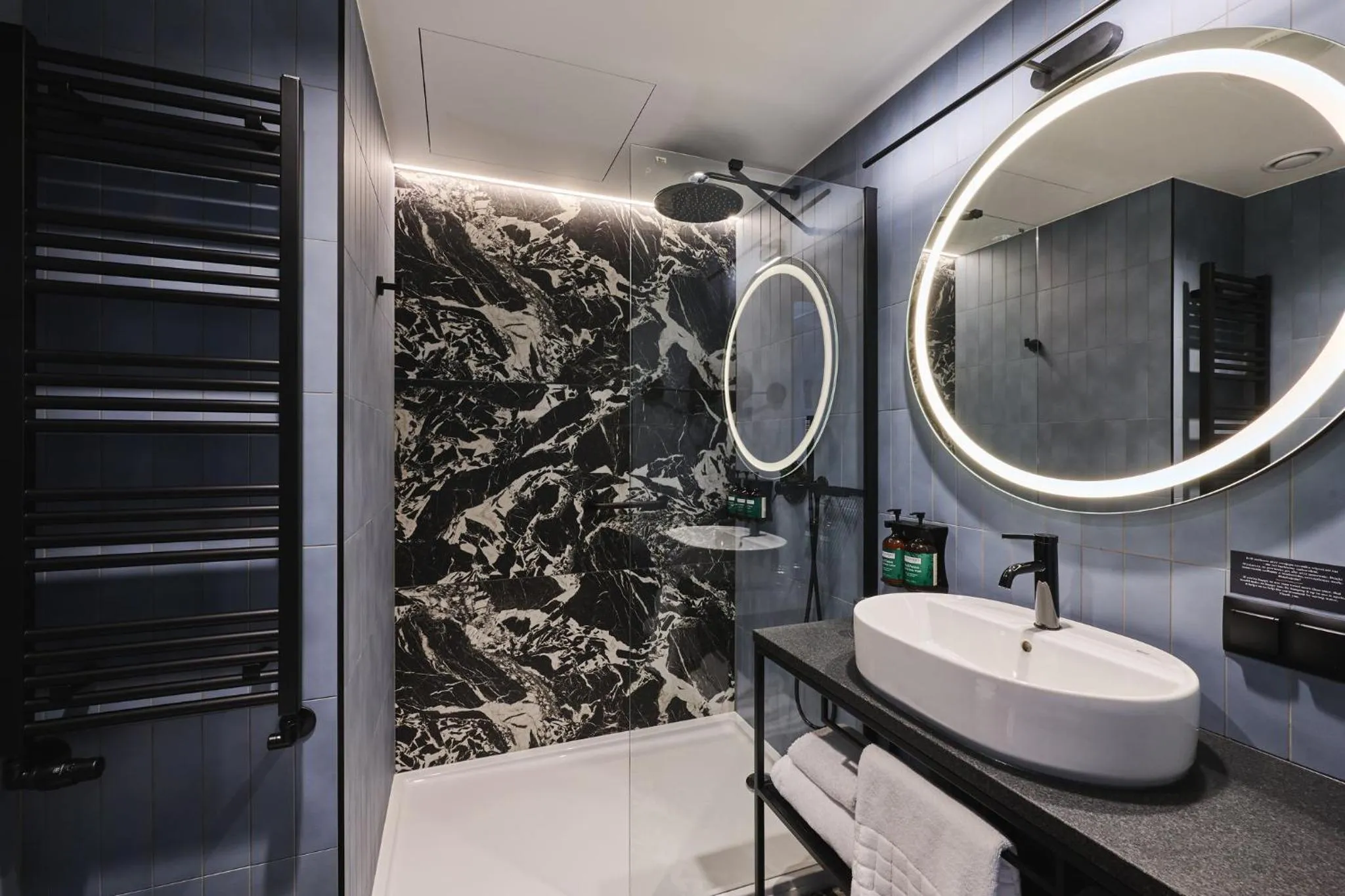 Photo of the whole room in voco Katowice by IHG