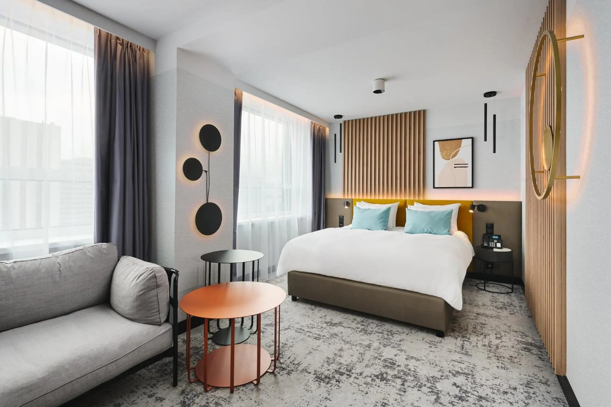 Photo of the whole room, Bed in voco Katowice by IHG