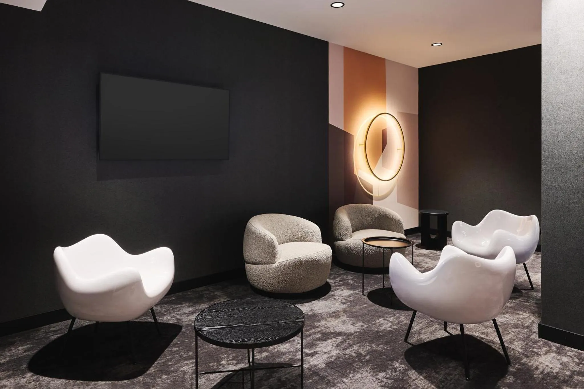 Meeting/conference room in voco Katowice by IHG