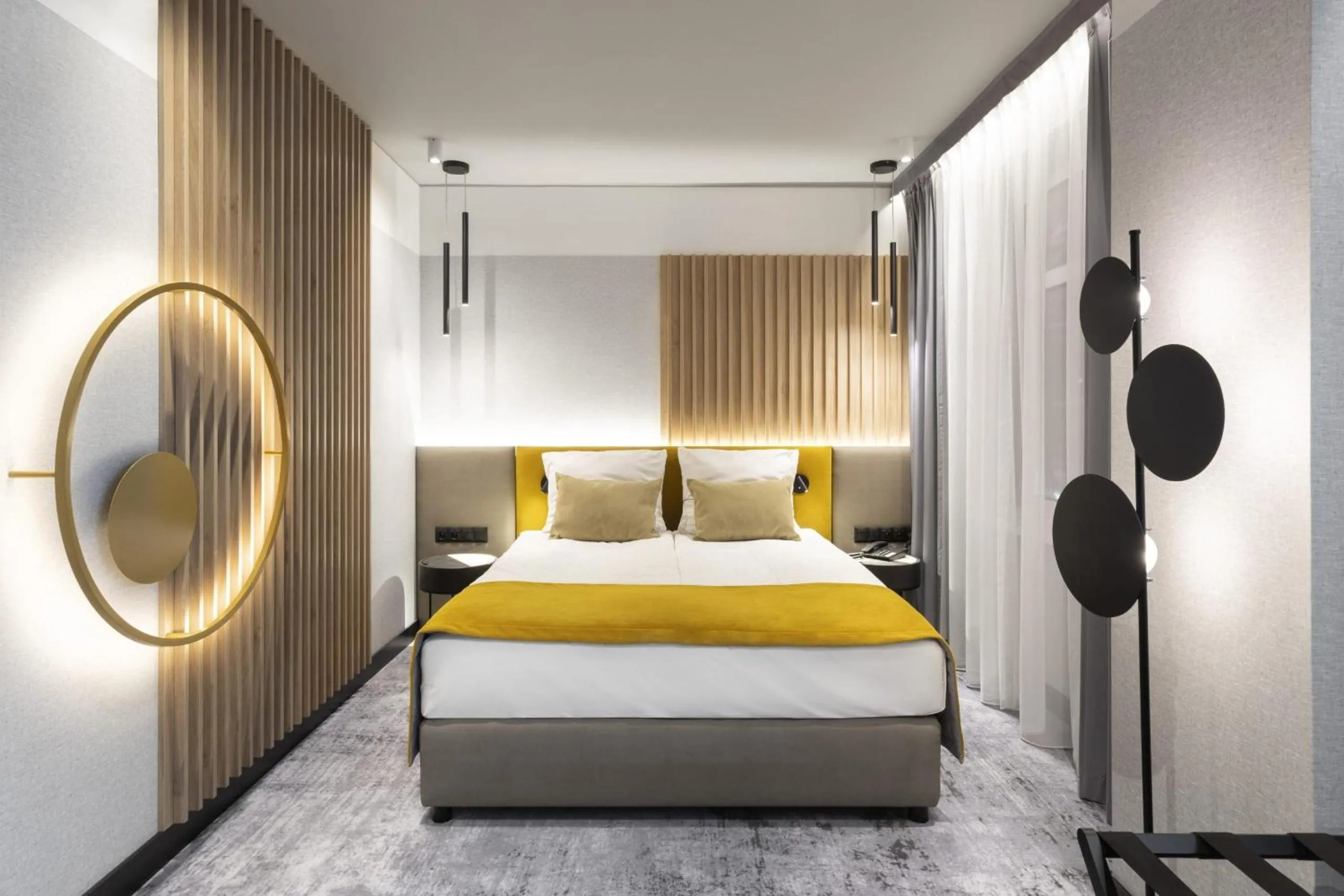 Photo of the whole room, Bed in voco Katowice by IHG