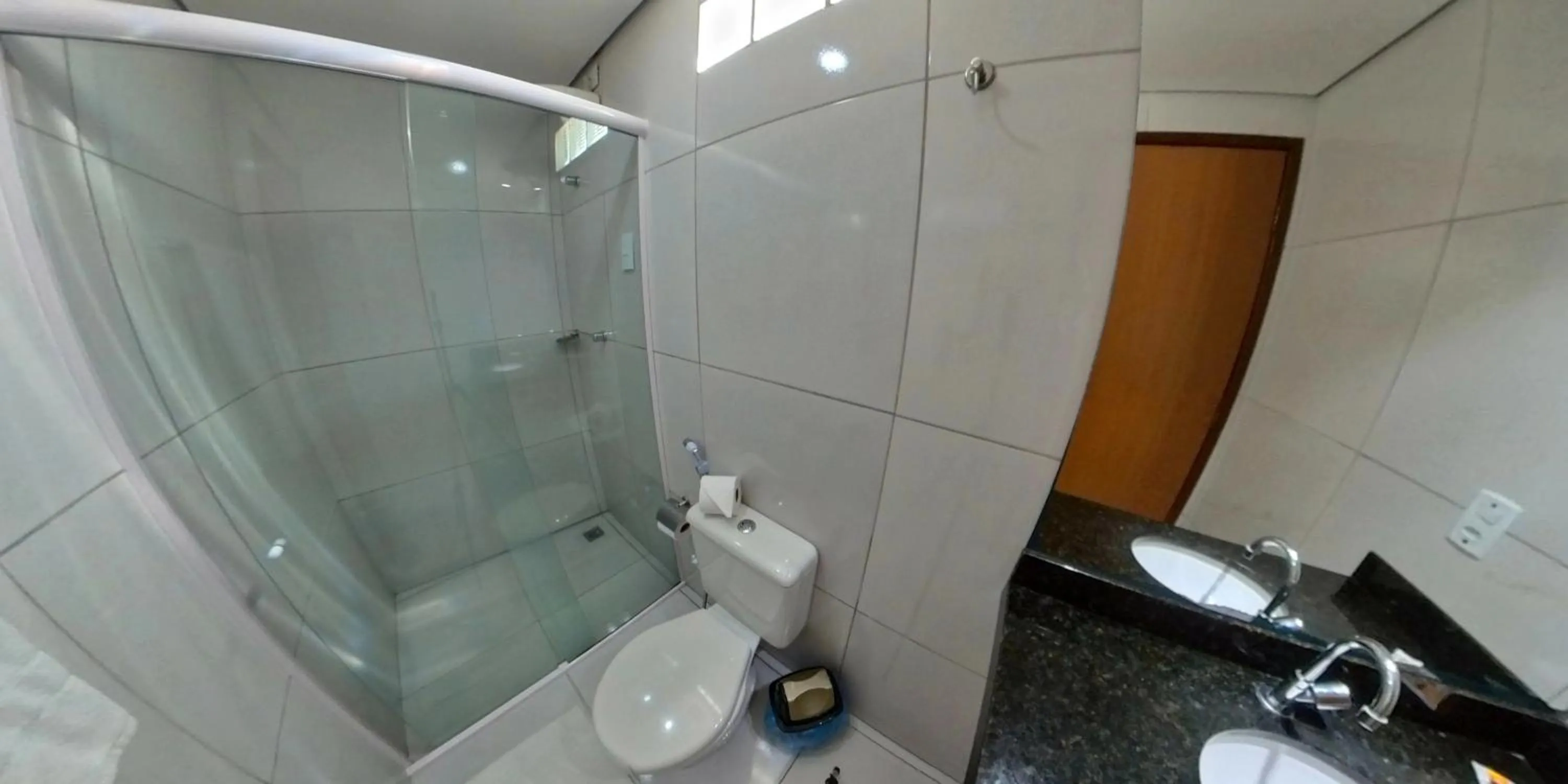 Toilet in Pousada Mar e Brisa