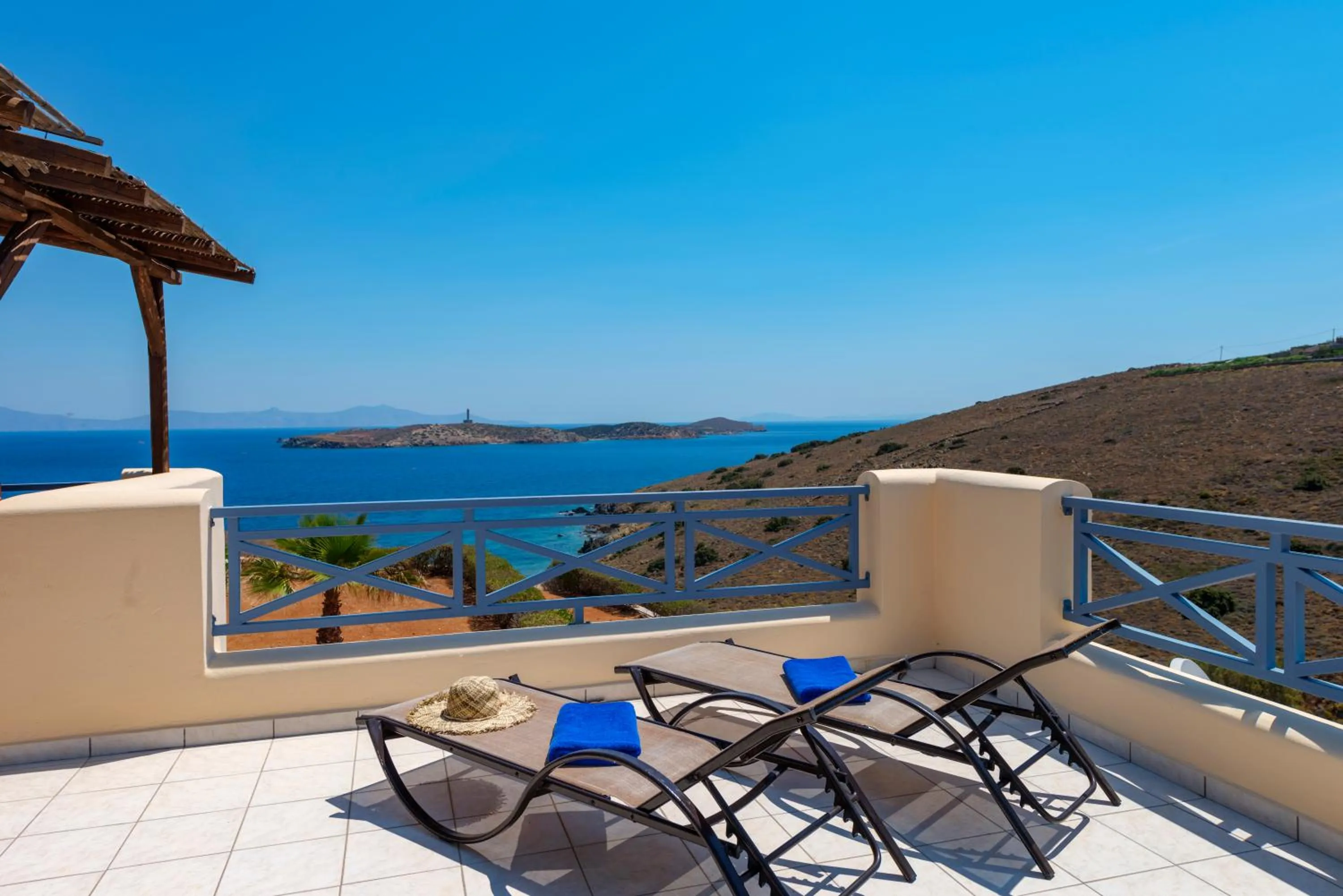 Sea view in Sunrise Beach Suites