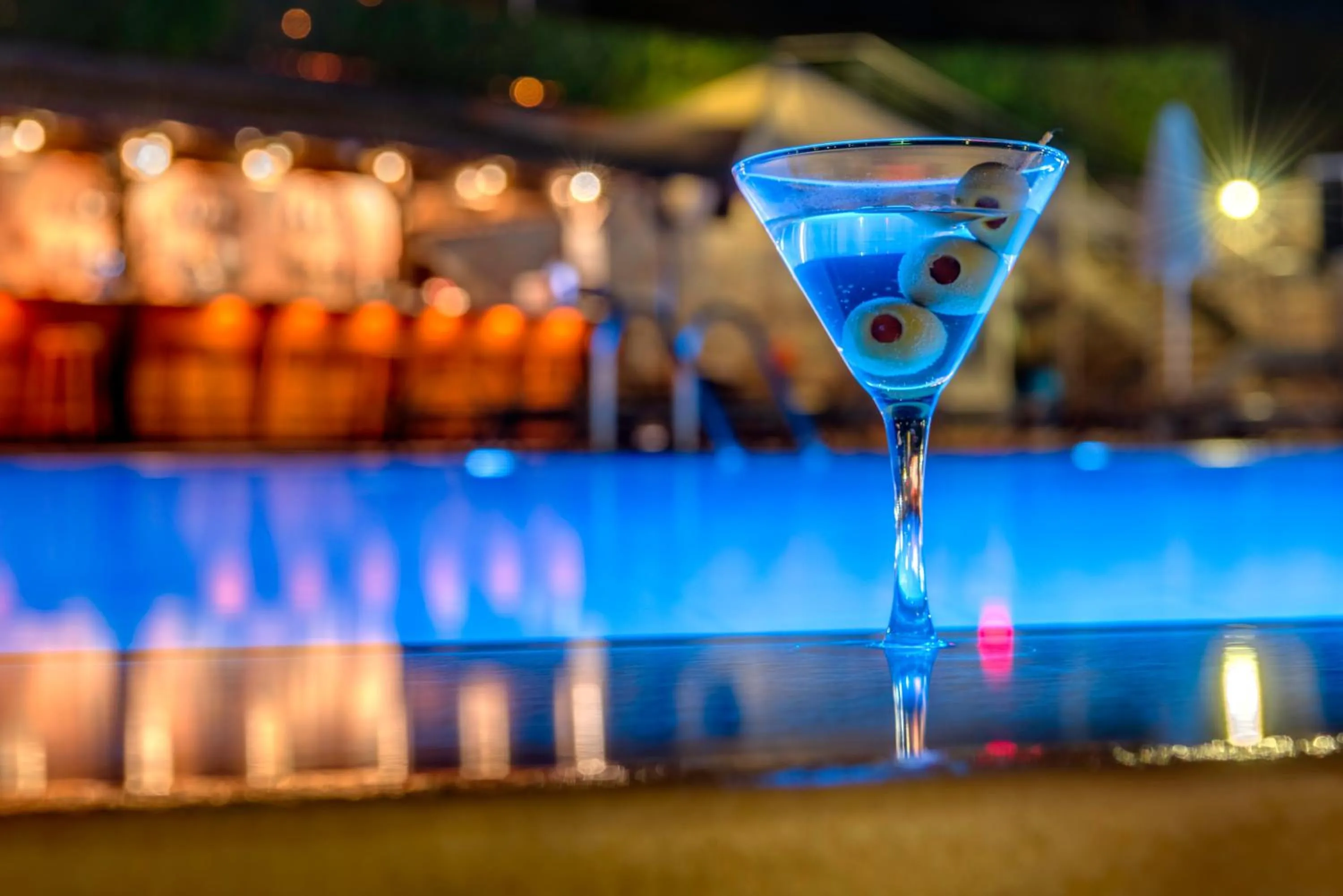 Lounge or bar in Sunrise Beach Suites