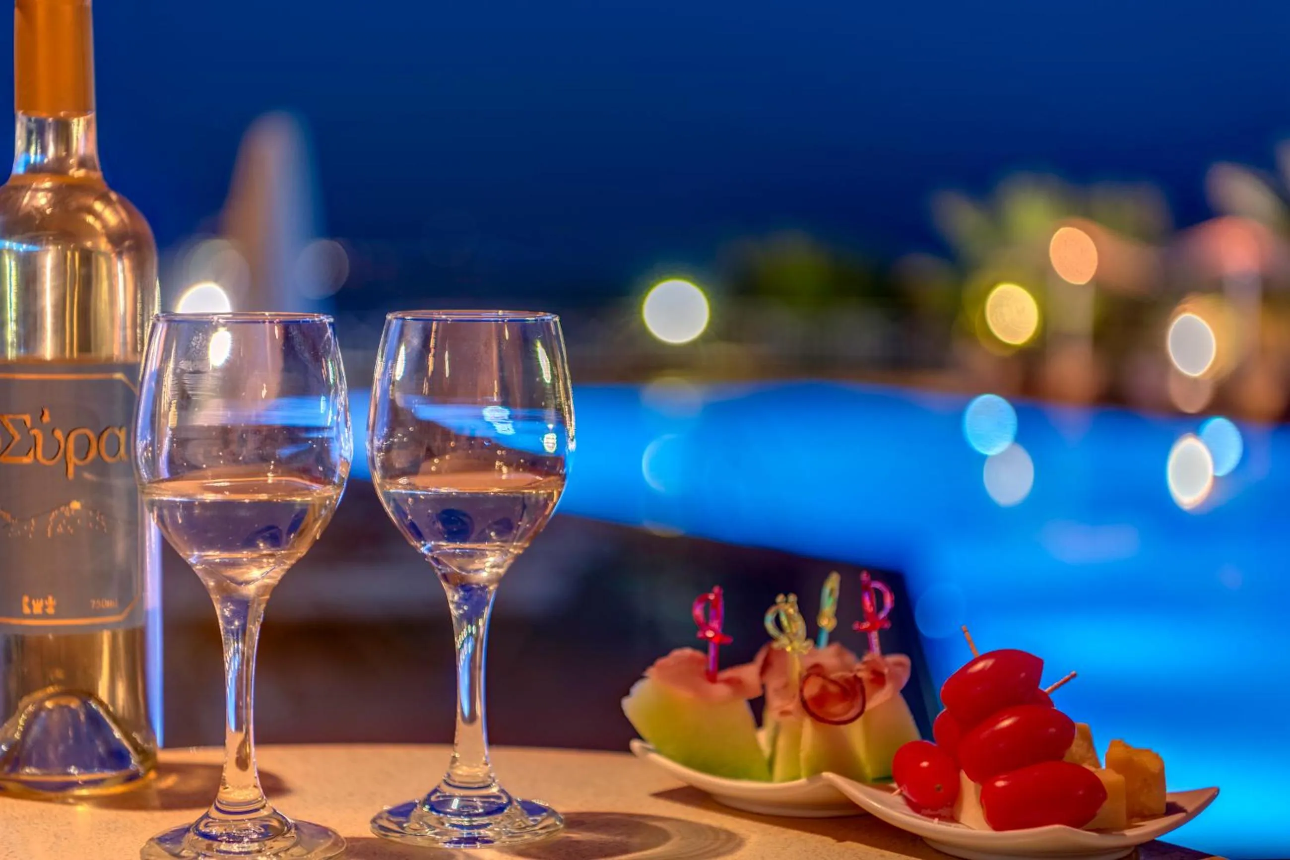 Swimming pool in Sunrise Beach Suites