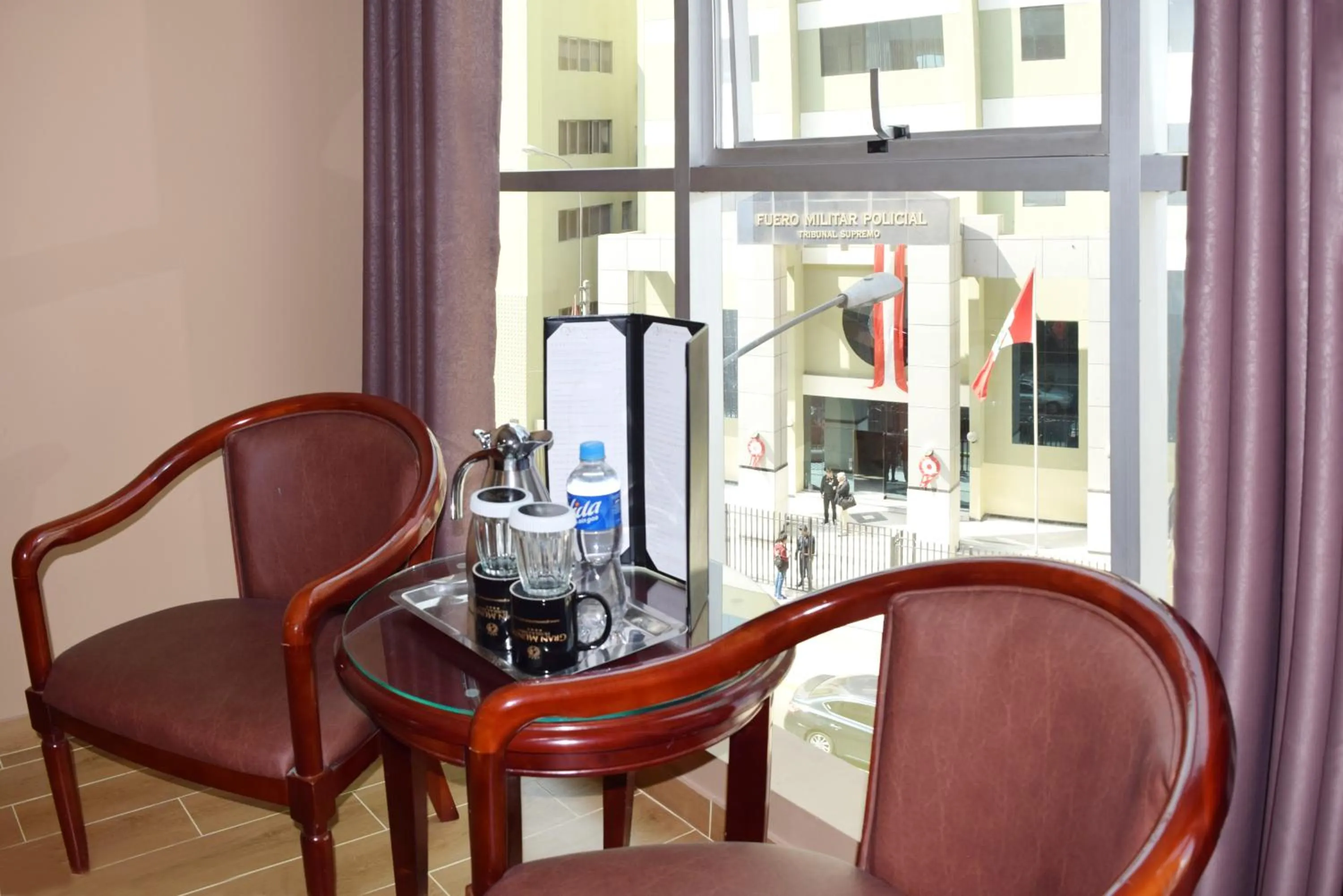 Living room in Gran Mundo Hotel & Suites